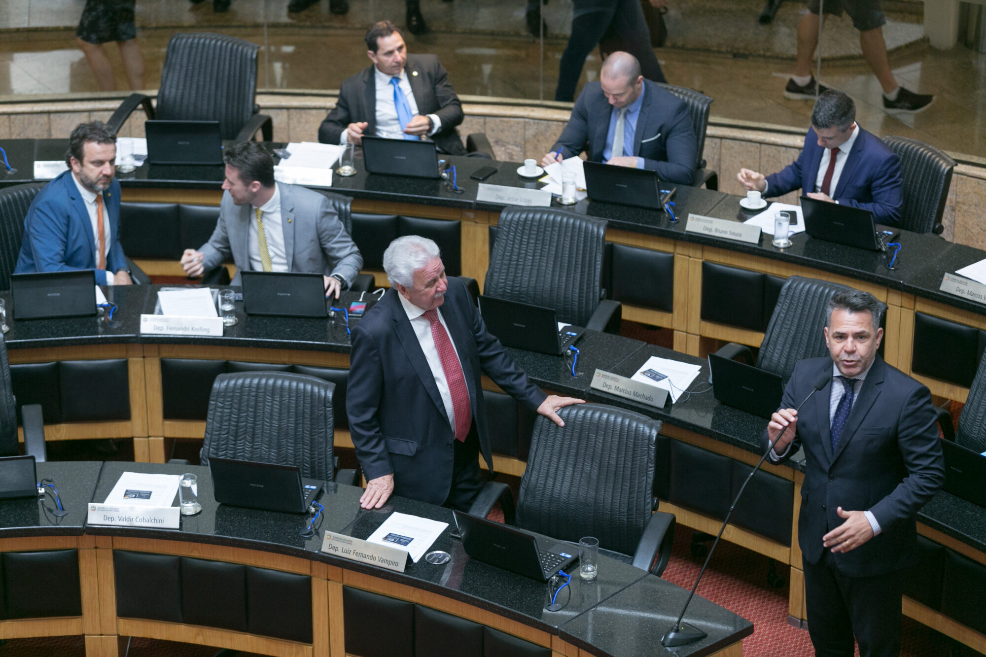 Deputados aprovam projetos referentes a dois fundos estaduais