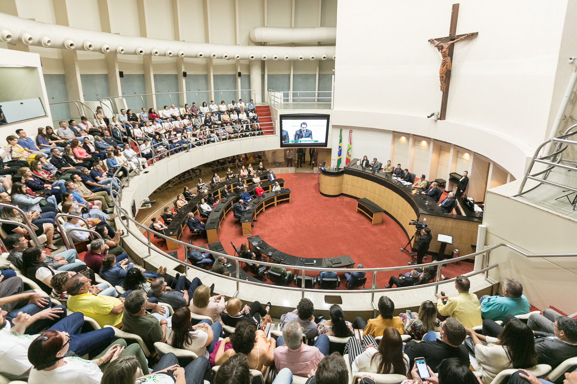 Sessão especial da Assembleia Legislativa homenageou os 20 anos da SC Transplantes