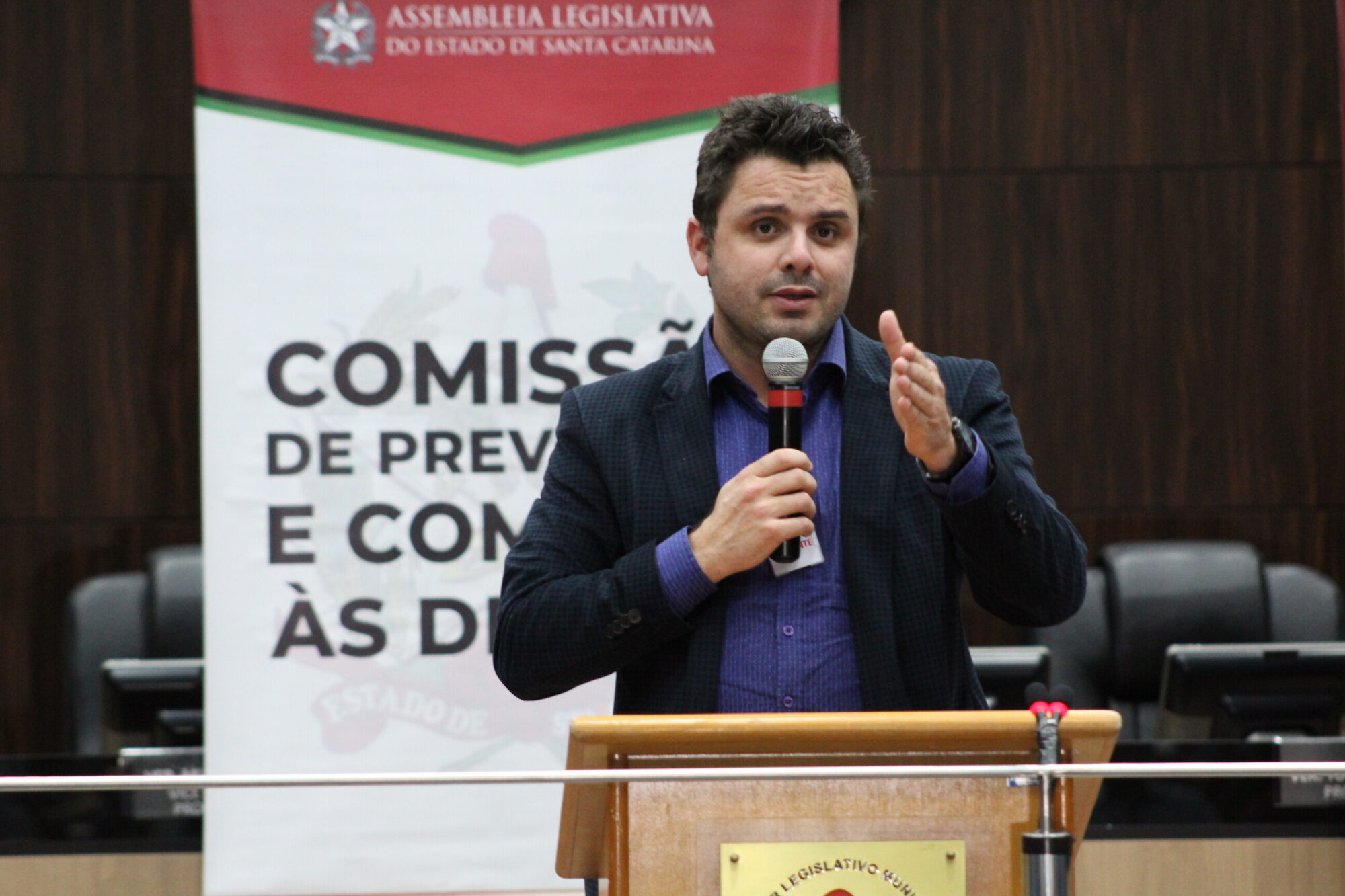 Médico psiquiatra Rodrigo de Assumção