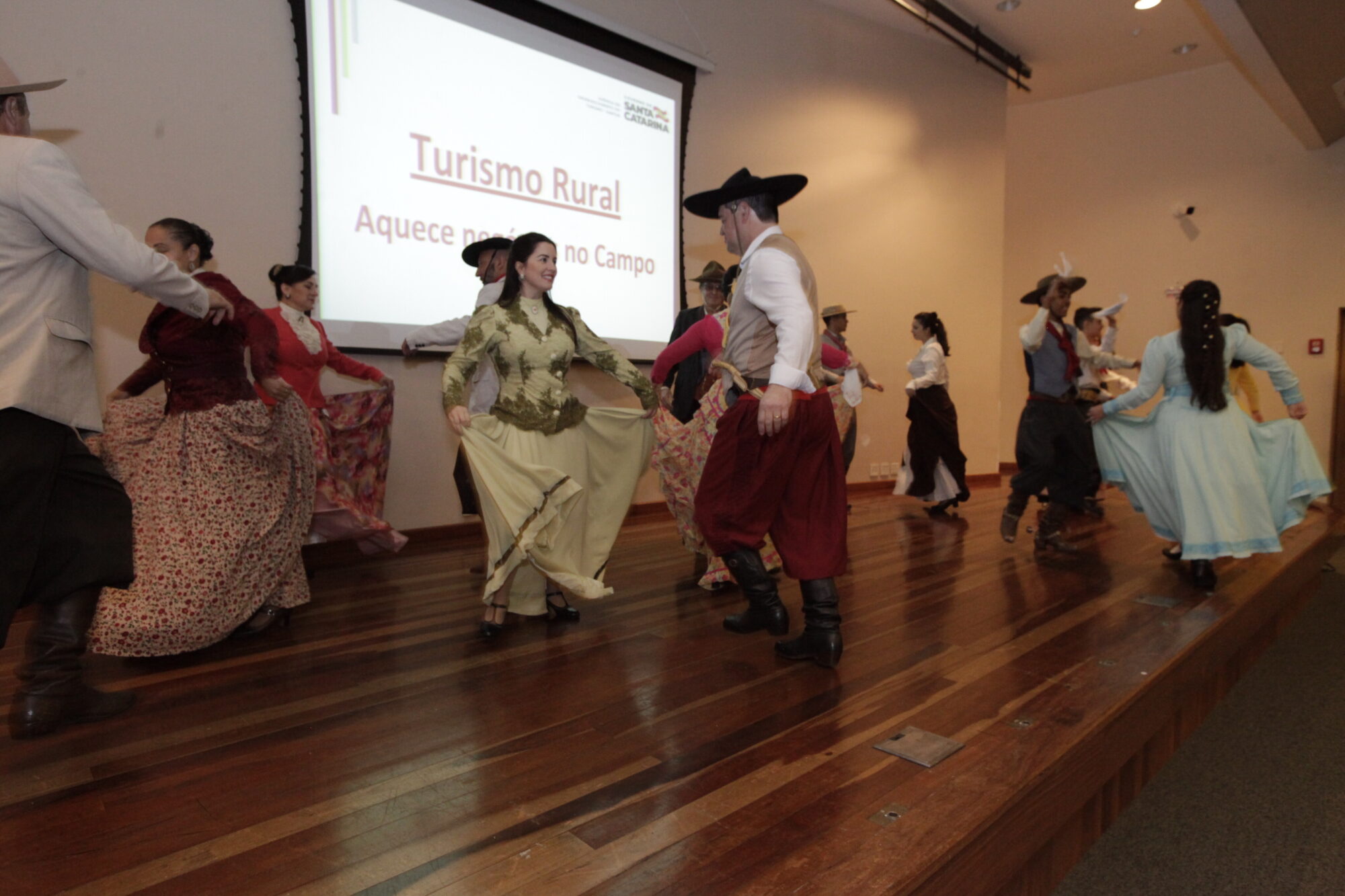 Criada Frente Parlamentar da cultura tradicionalista, do turismo rural e do agronegócio