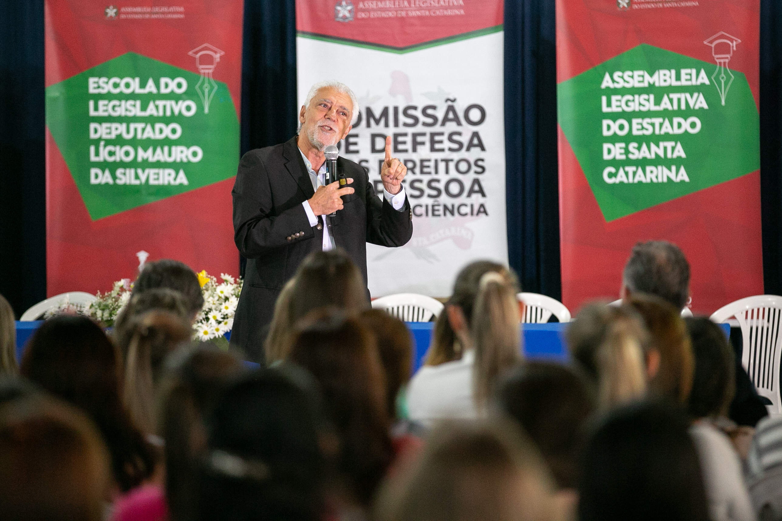 Palestrante psicólogo José Raimundo Facion