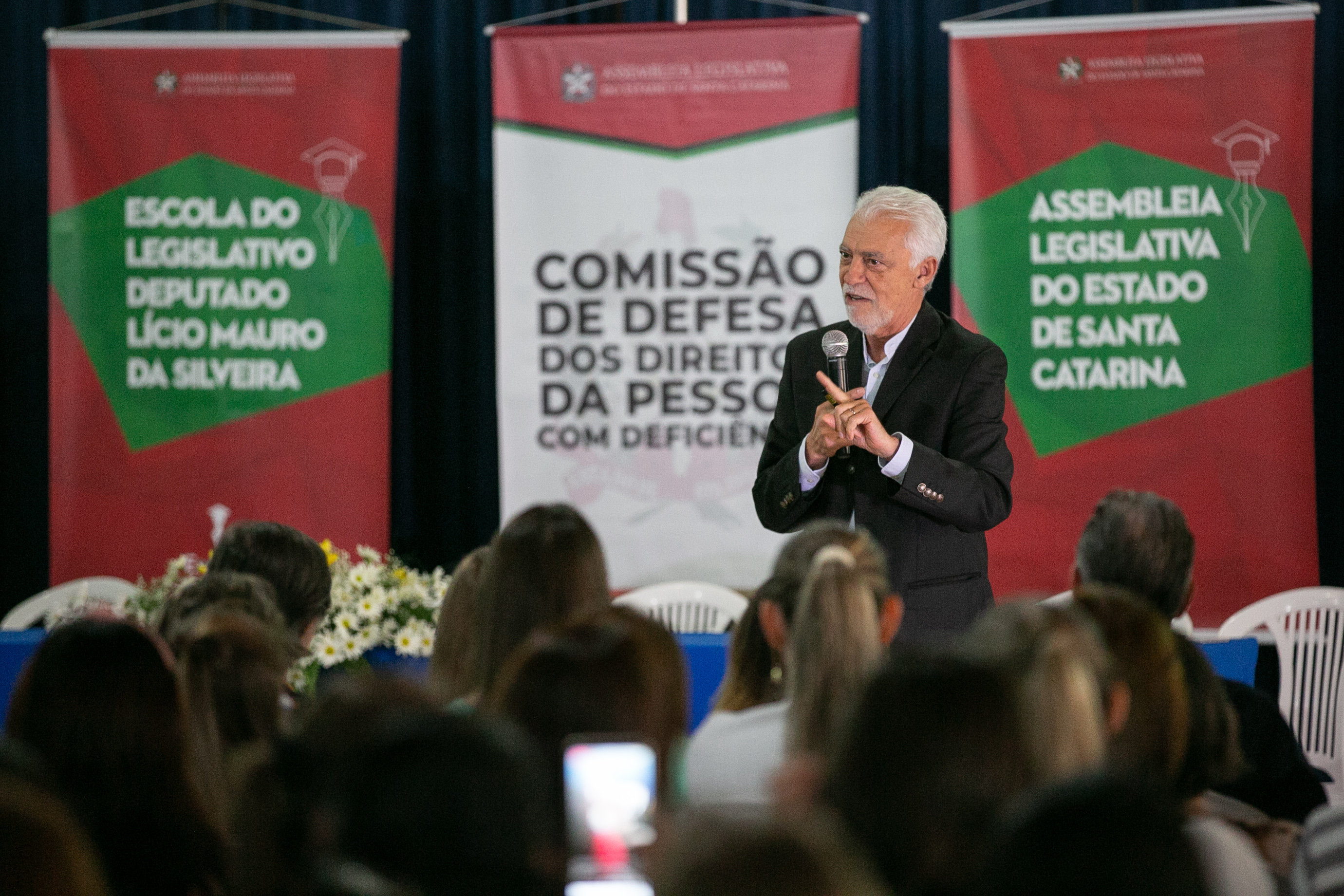 Palestrante psicólogo José Raimundo Facion