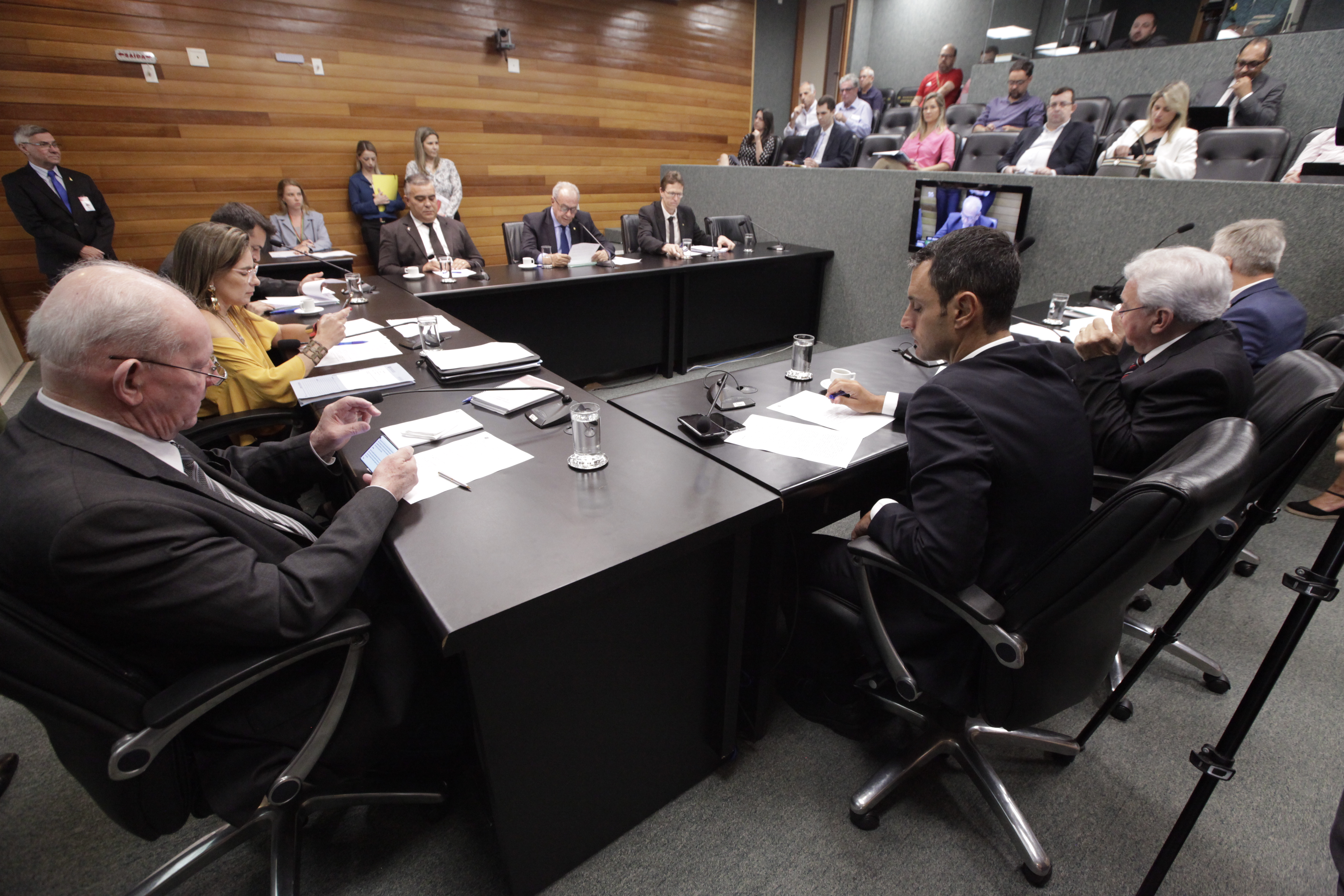 Comissão de Trabalho  Administração e Serviços Públicos