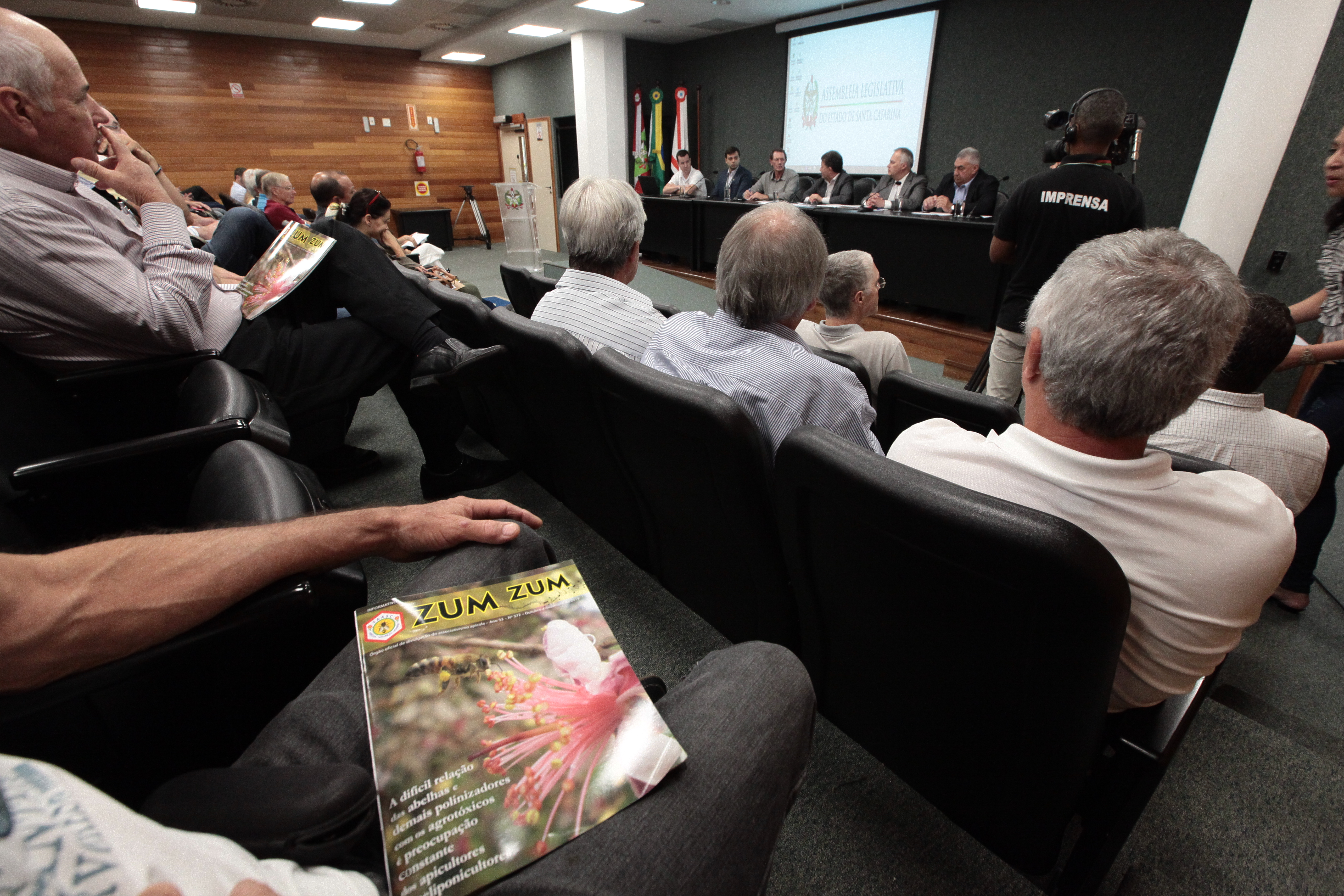 Frente Parlamentar da Apicultura