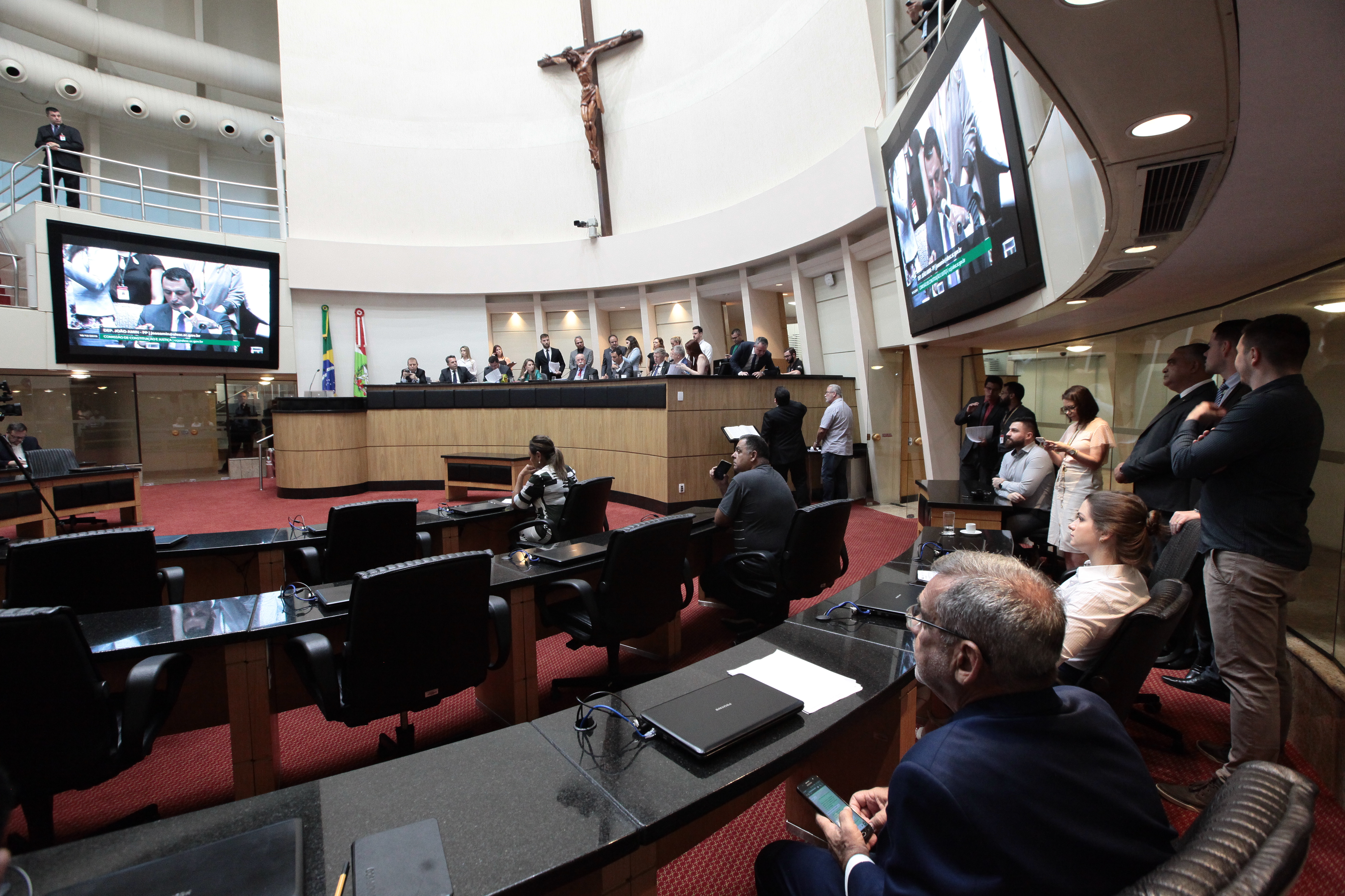 Comissão de Constituição e Justiça