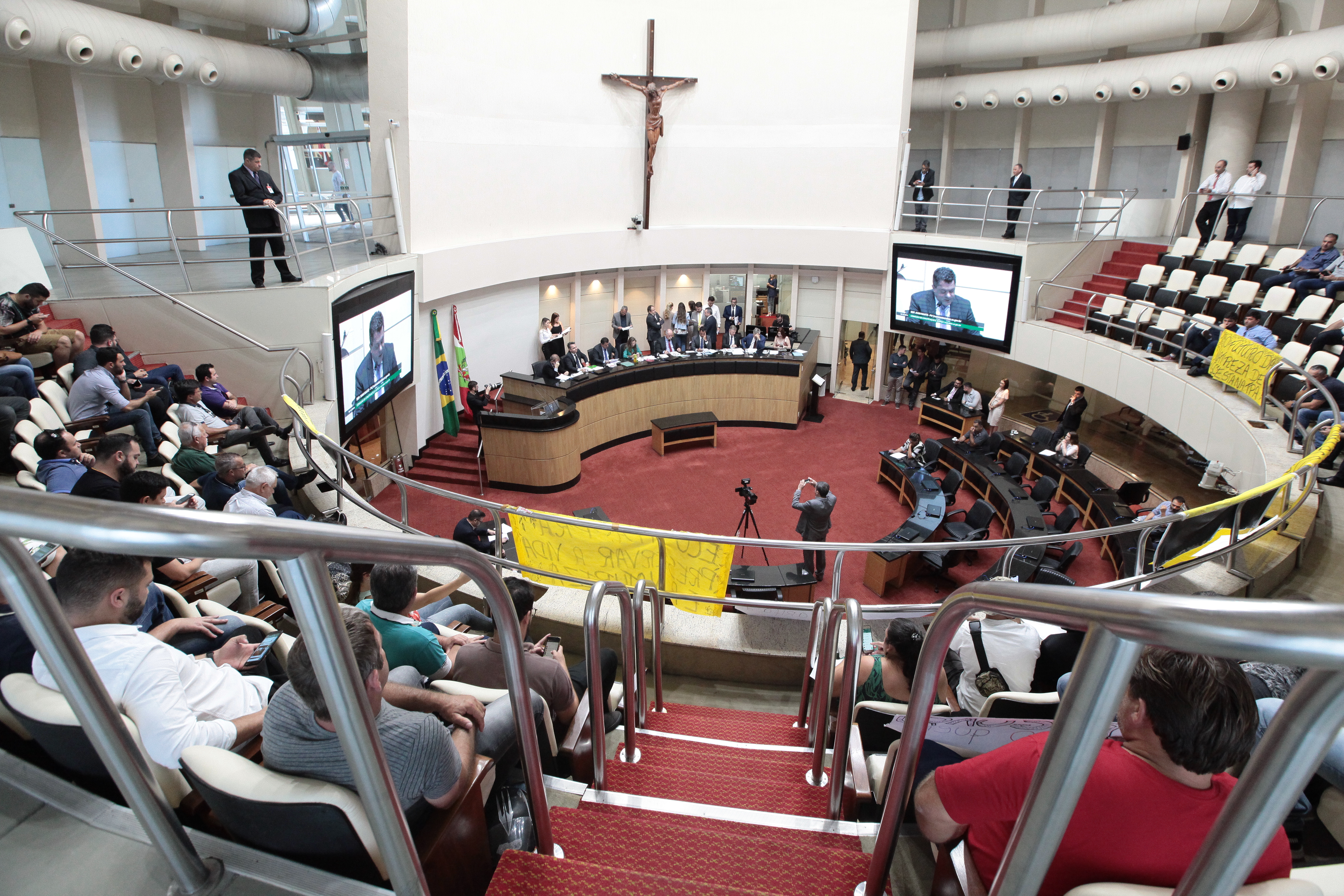 Comissão de Constituição e Justiça