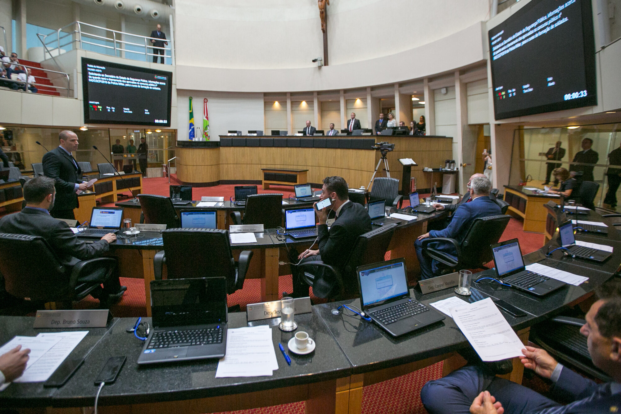 Última semana antes do recesso marca votação de projetos importantes