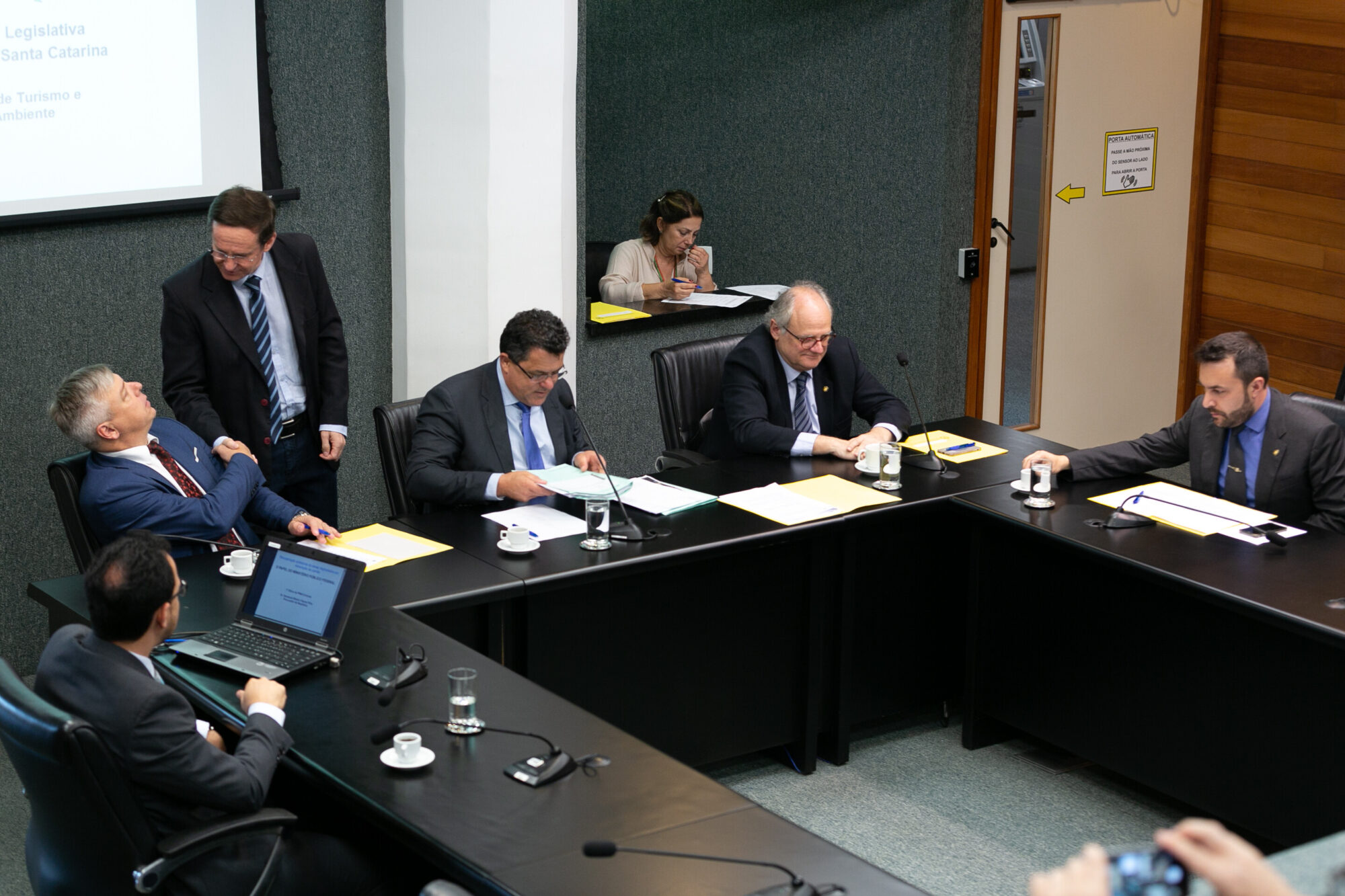 Procurador prega recuperação de áreas com rejeitos de minério de carvão