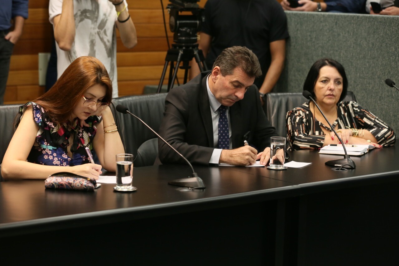 CCJ: Ana analisa PL que pode autorizar governo a contrair dívida de R$ 1,4 bi
