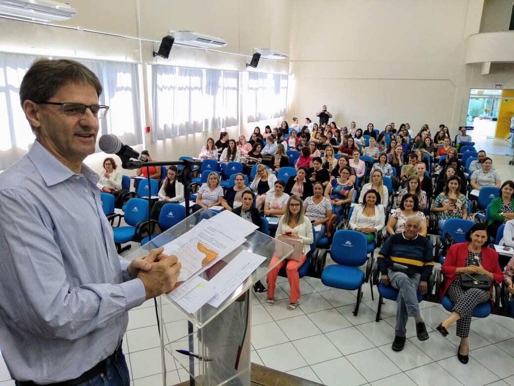 1º Seminário do Aleitamento Materno reúne mais de 100 pessoas em Concórdia