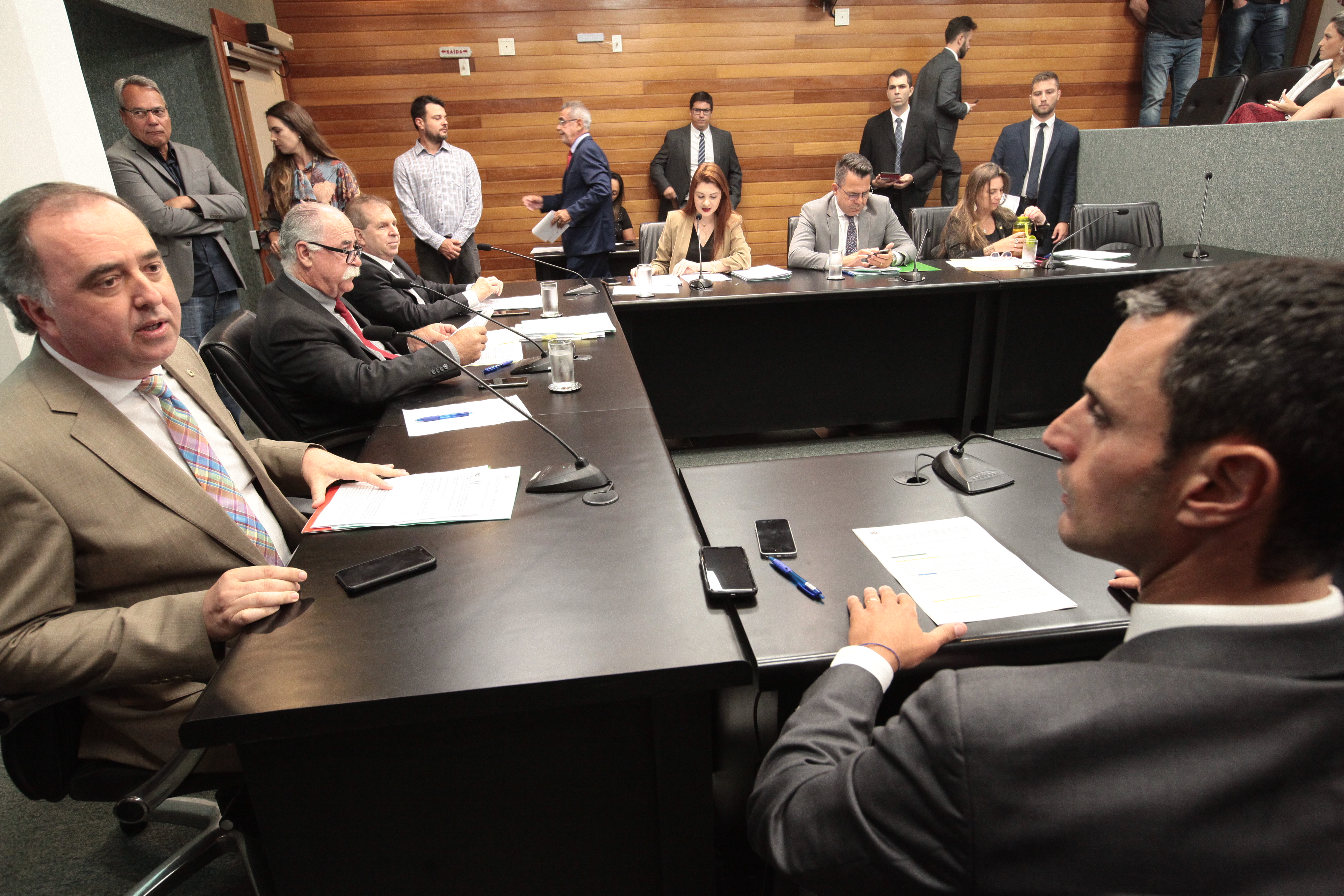 - Comissão de Constituição e Justiça