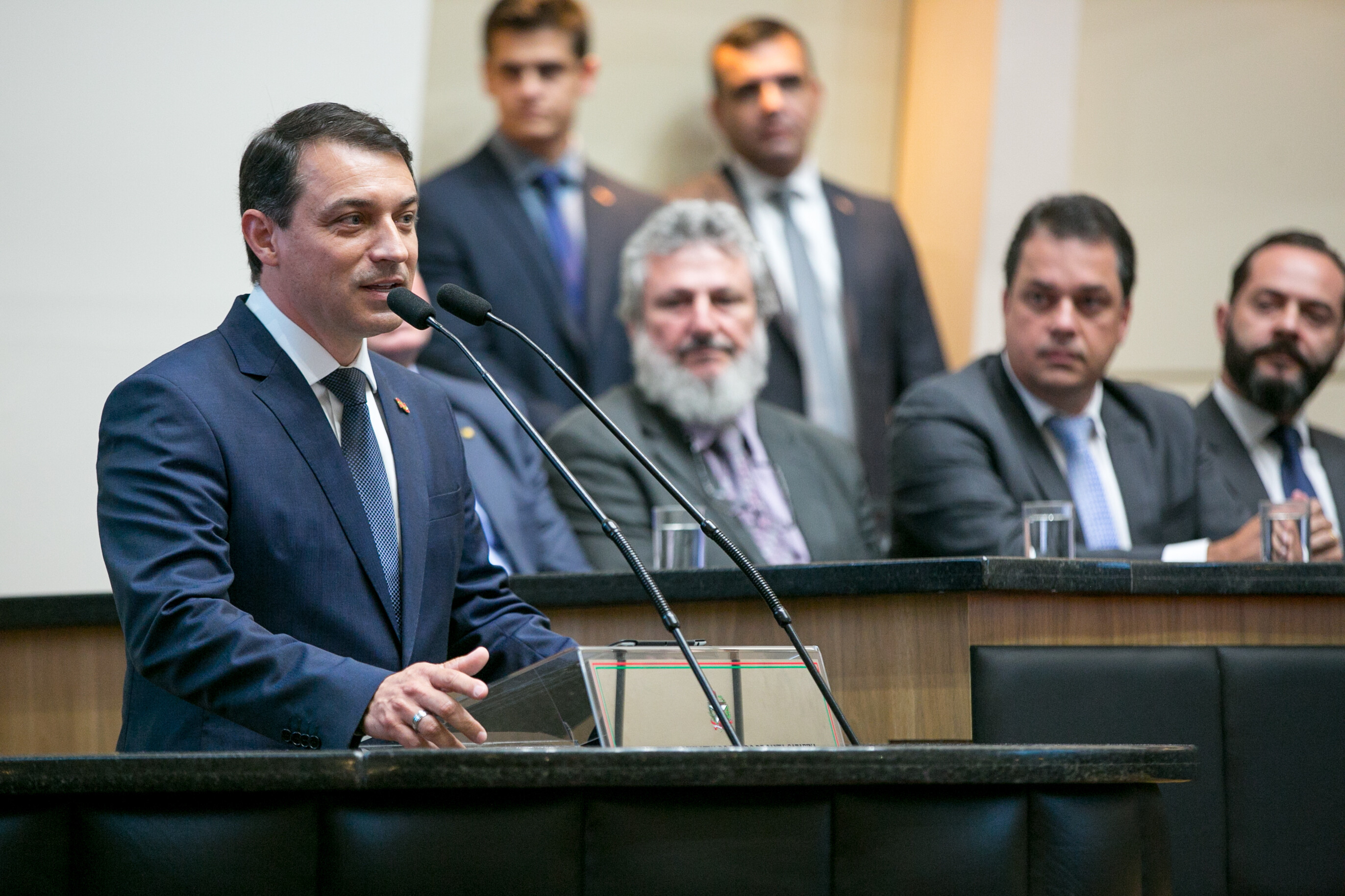 Moisés convida deputados a trabalharem em conjunto com o governo
