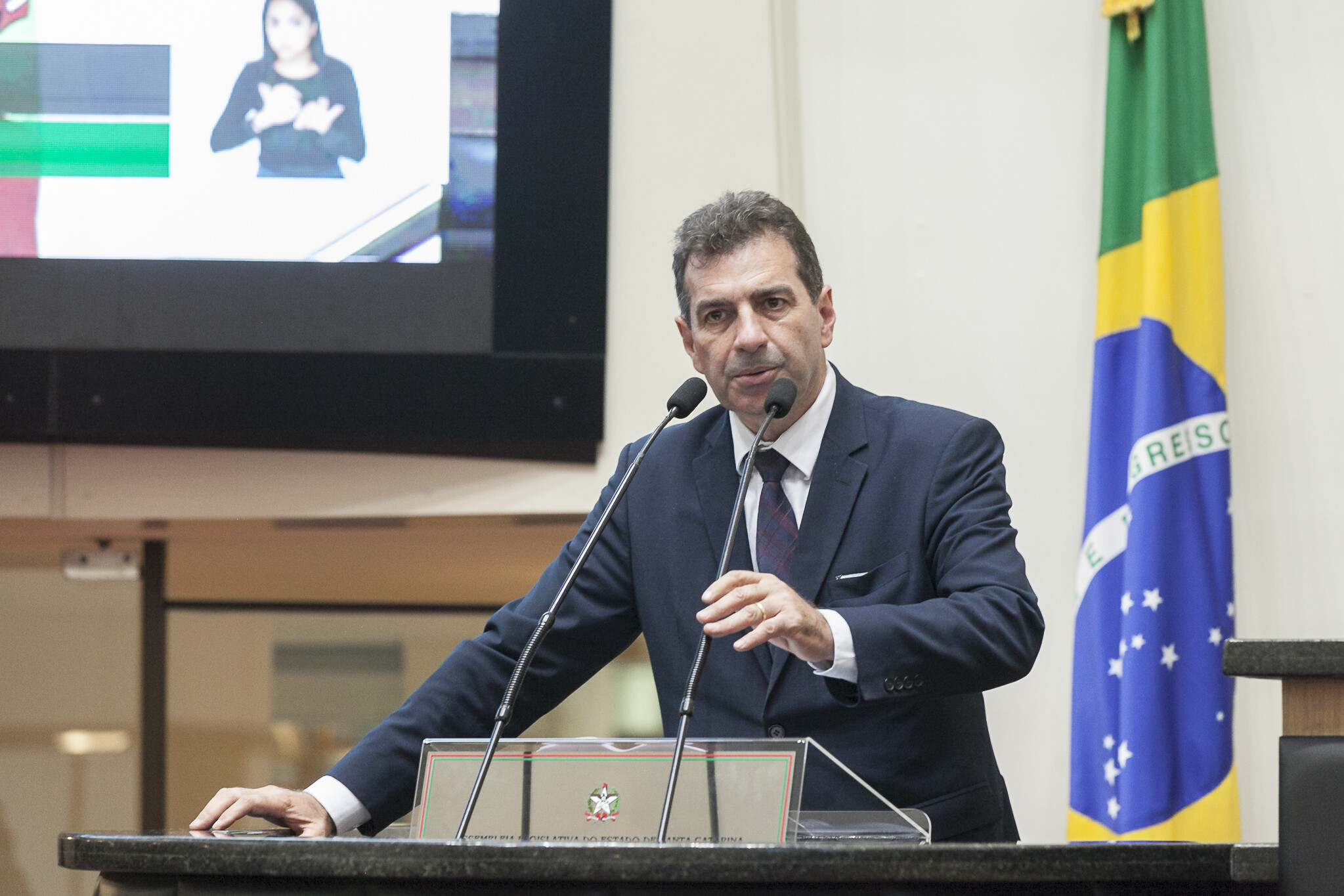 Alesc repudia tratamento dado a deputado na Secretaria de Infraestrutura
