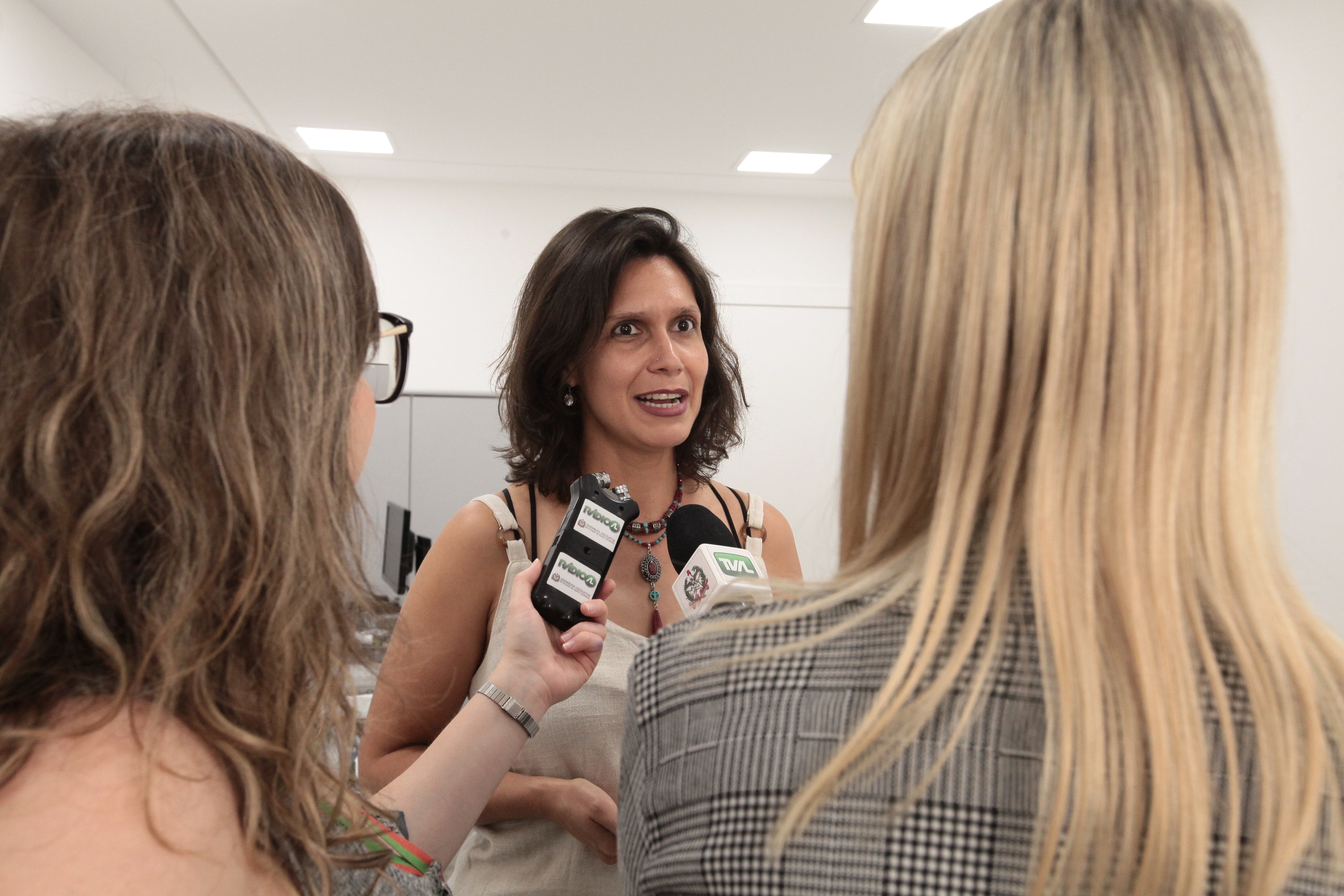Entrevista Aline _Escola do Legislativo