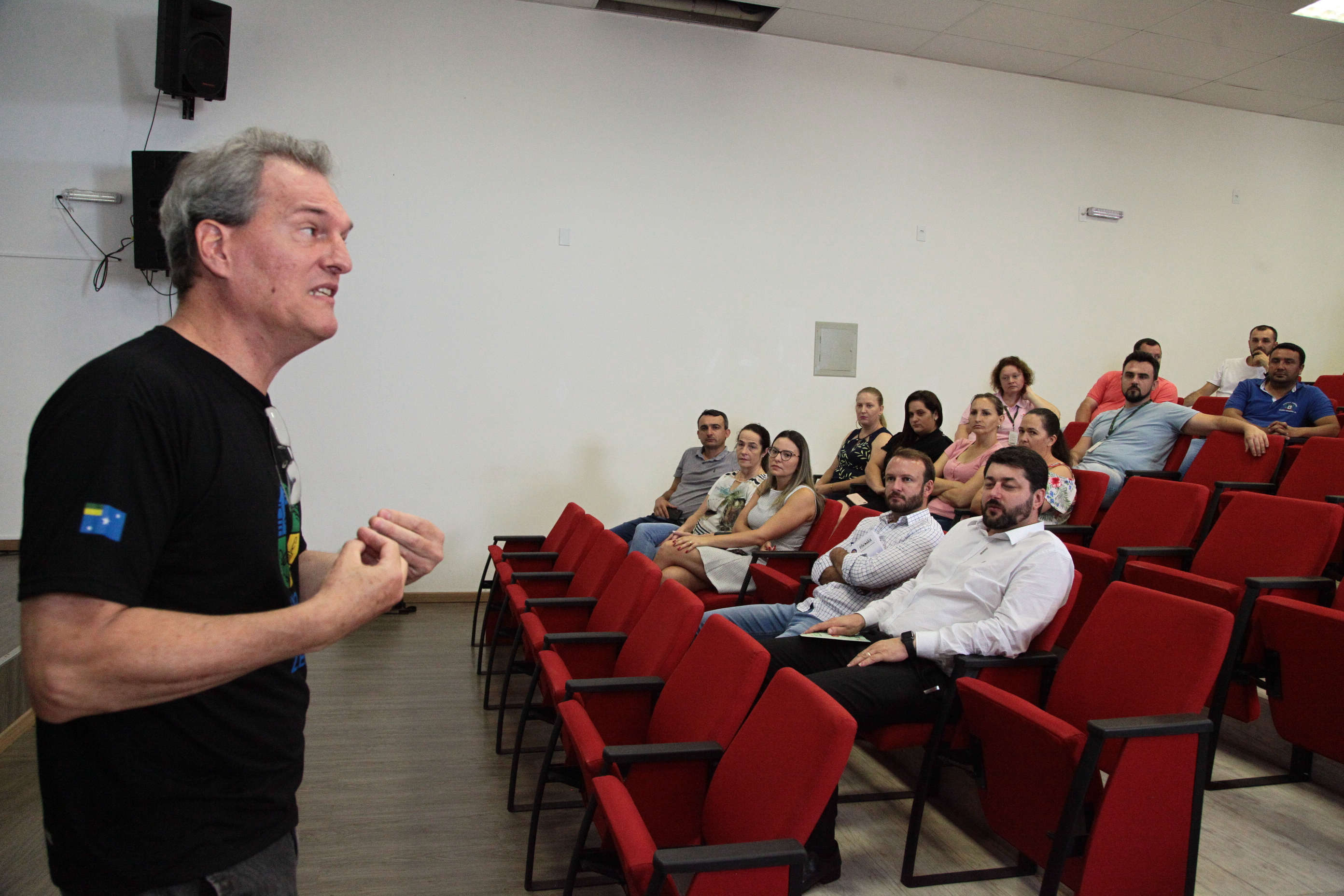 Dionísio Cerqueira - Palestras do Lixo Orgânico Zero no Oeste de SC - Prof. Germano Gütter