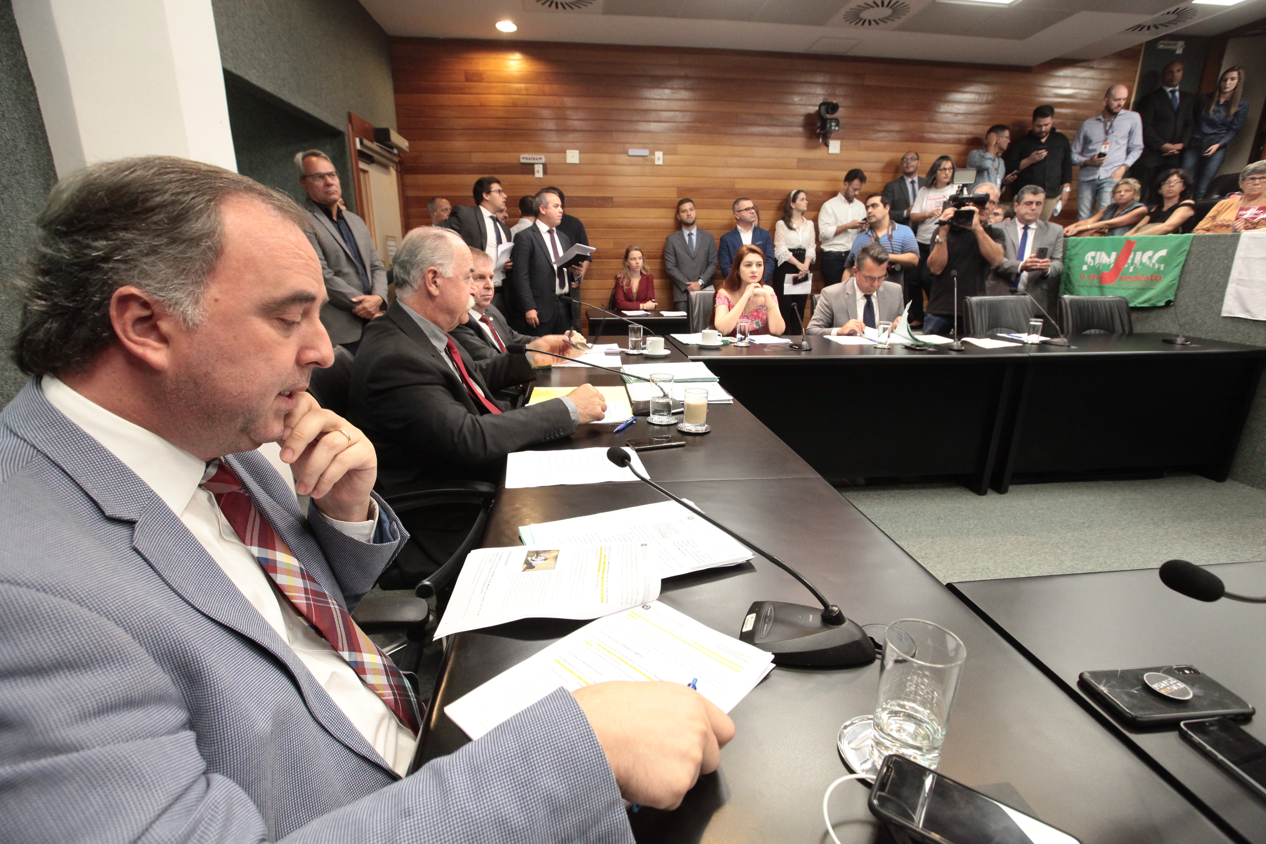 Comissão de Constituição e Justiça