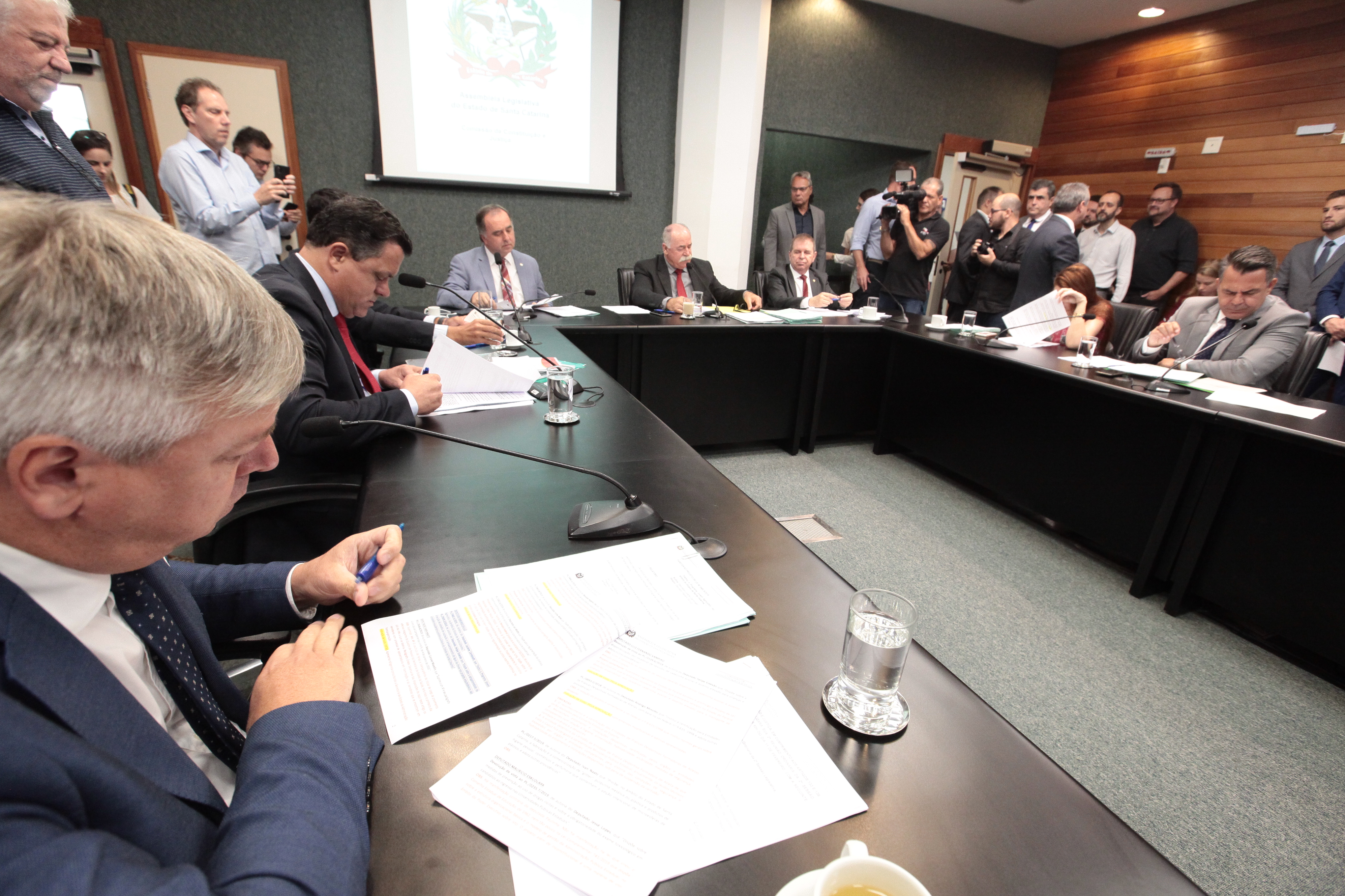 Comissão de Constituição e Justiça