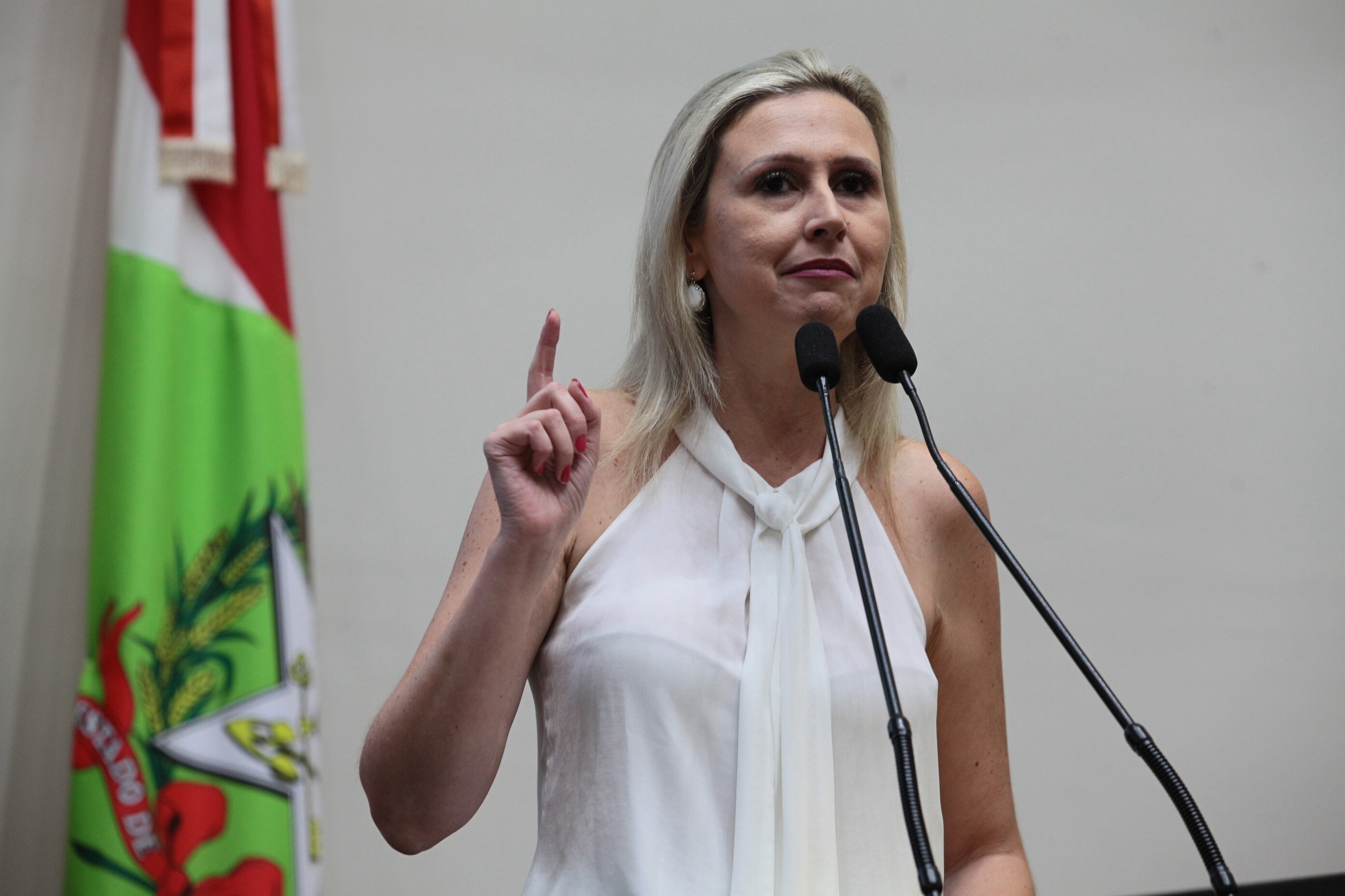 Deputada Anna Carolina.