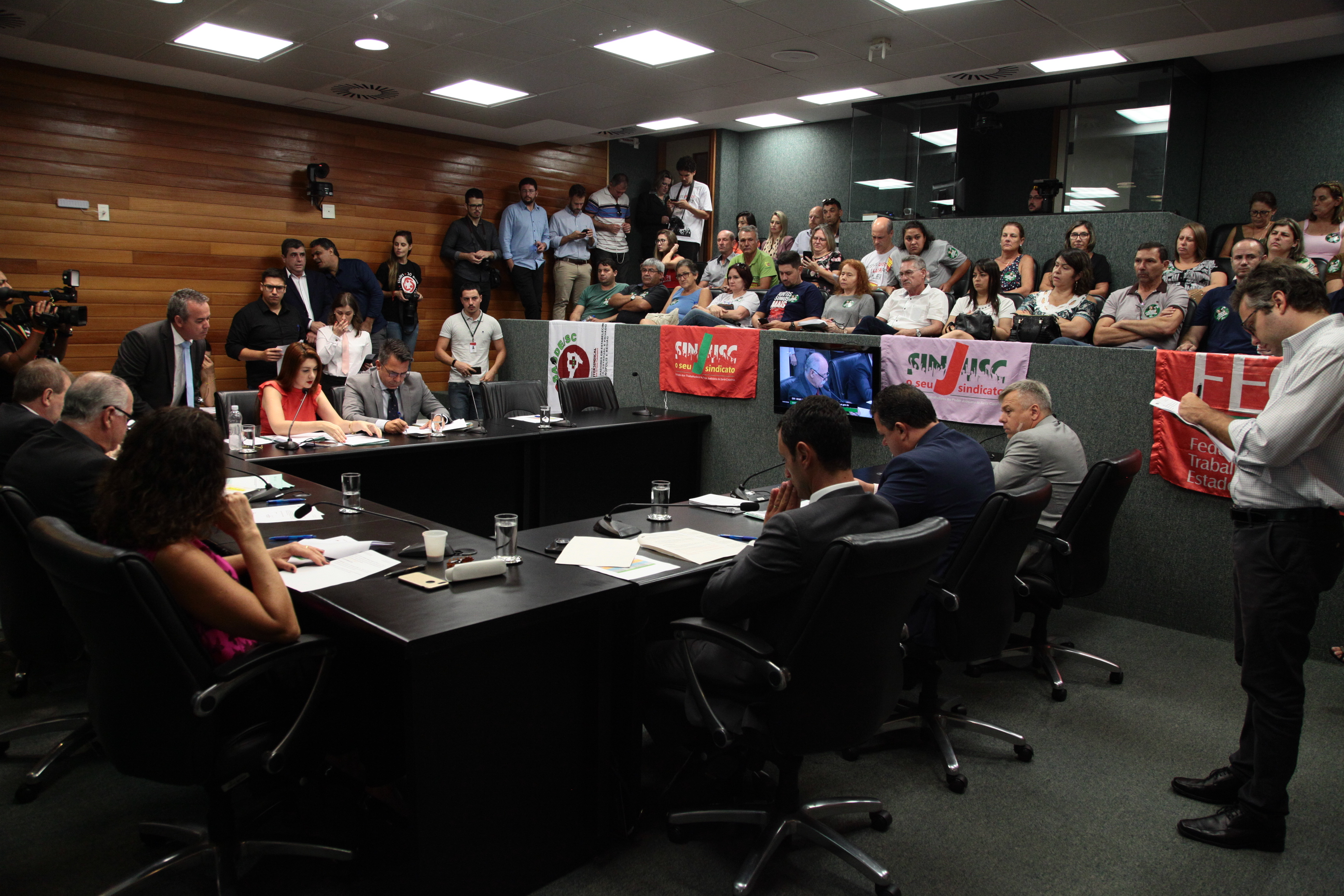 Comissão de Constituição e Justiça