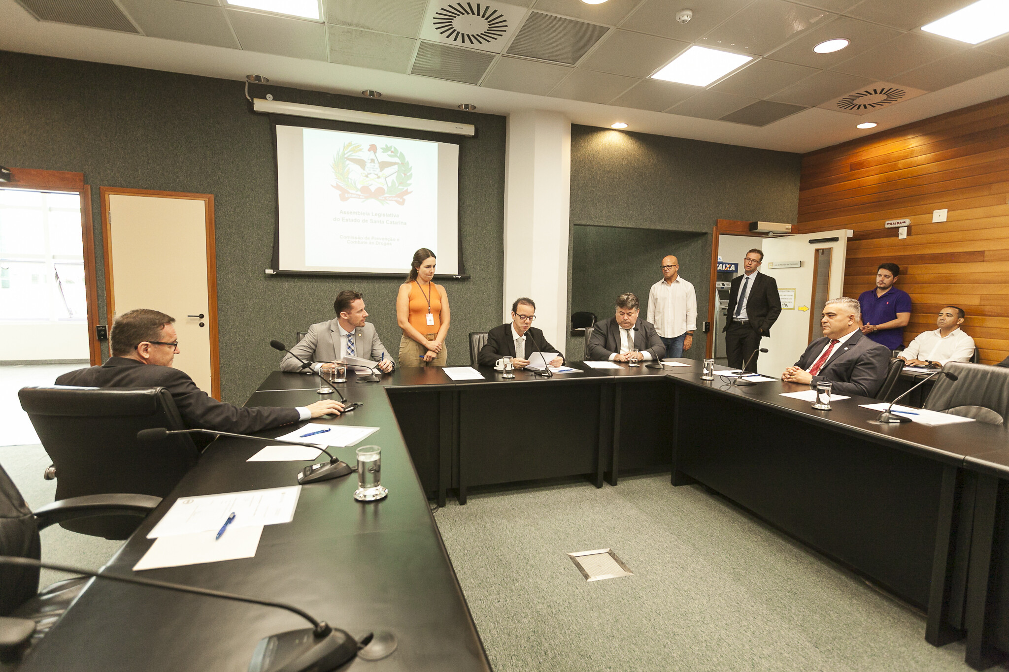 Comissão cobra do governo repasse de recursos a comunidades terapêuticas