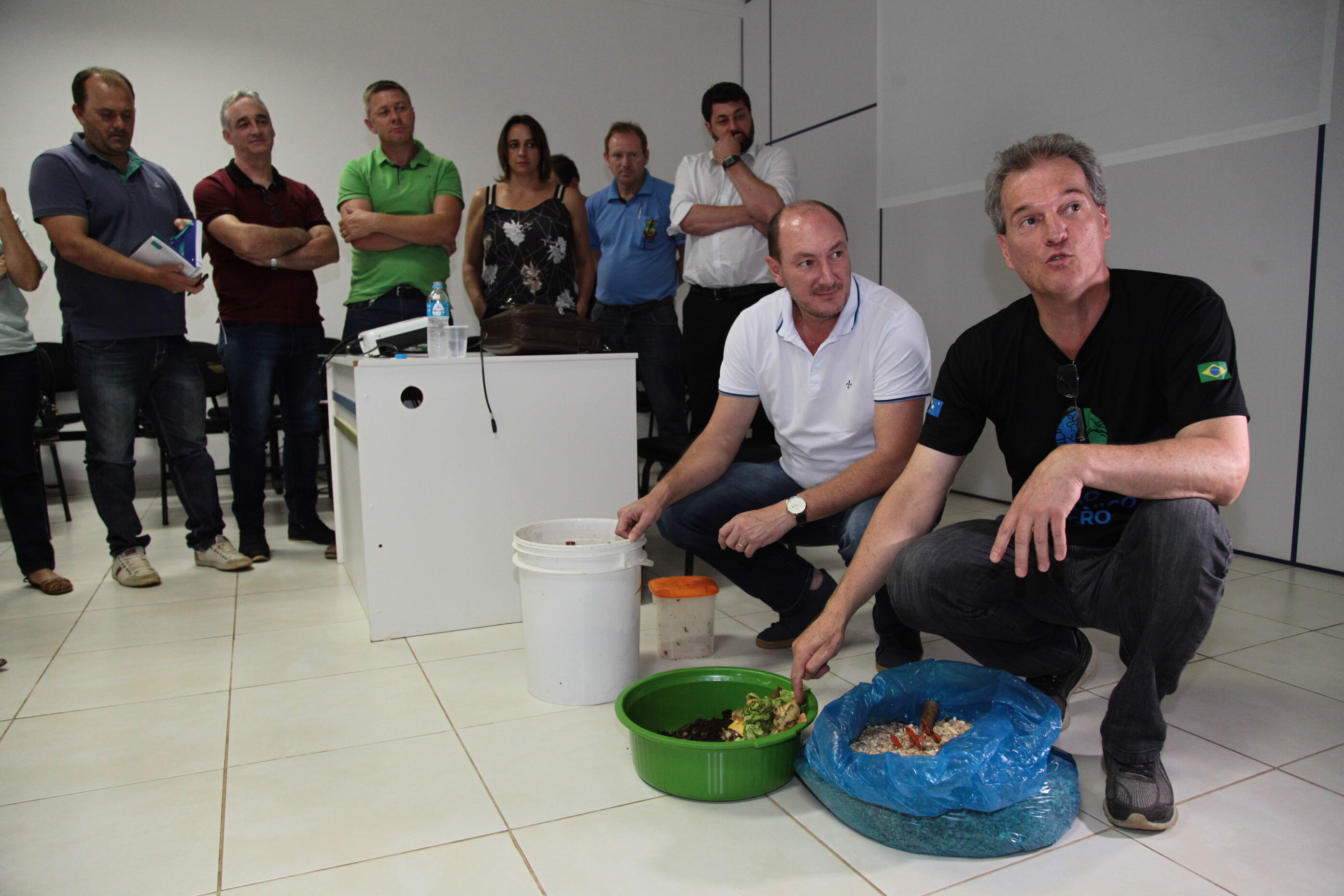 Região Oeste recebe palestras do projeto Gabinete Lixo Orgânico Zero