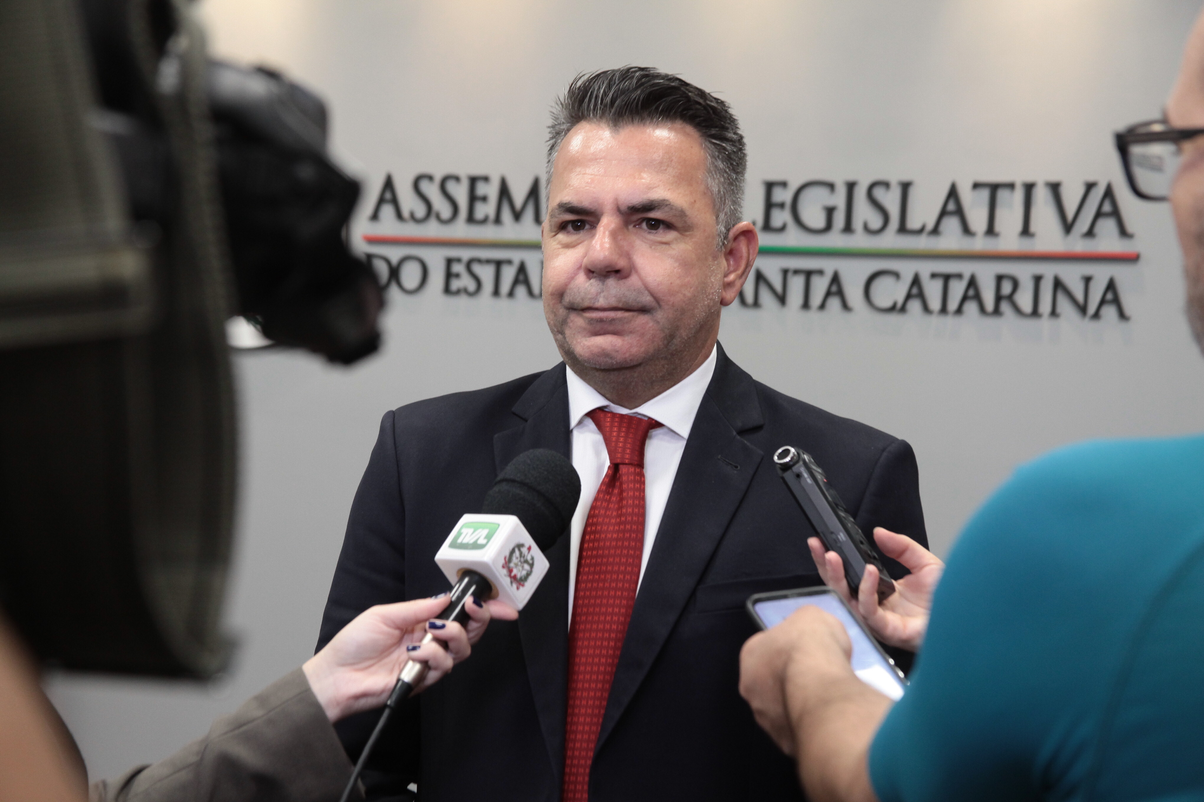 Frente Parlamentar busca nova opção para disponibilizar GNL em Santa Catarina