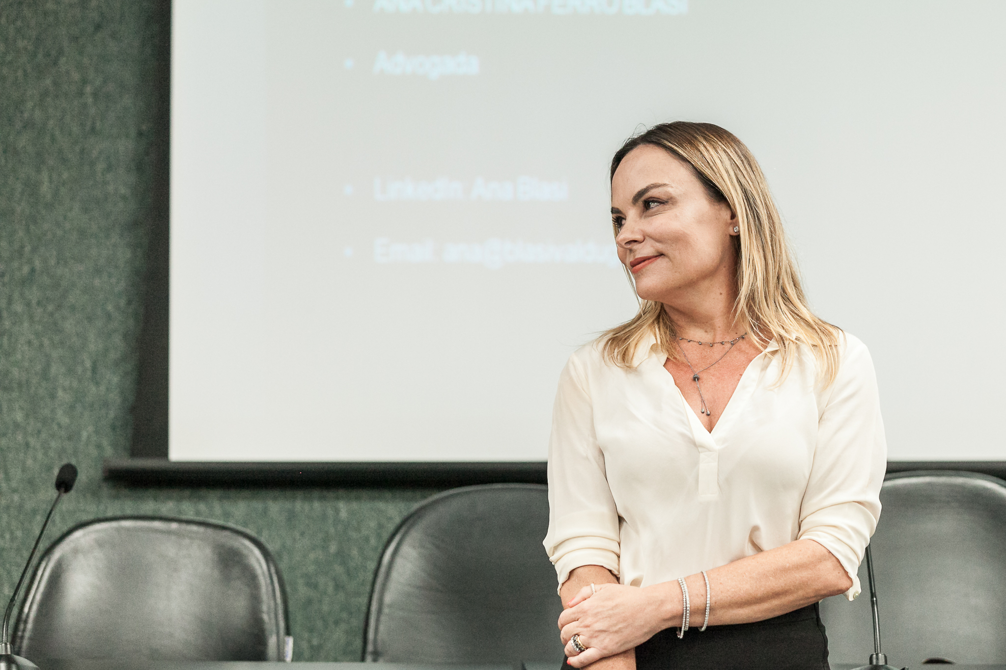 PALESTRA – Dra. Ana Blasi – Mês da Mulher