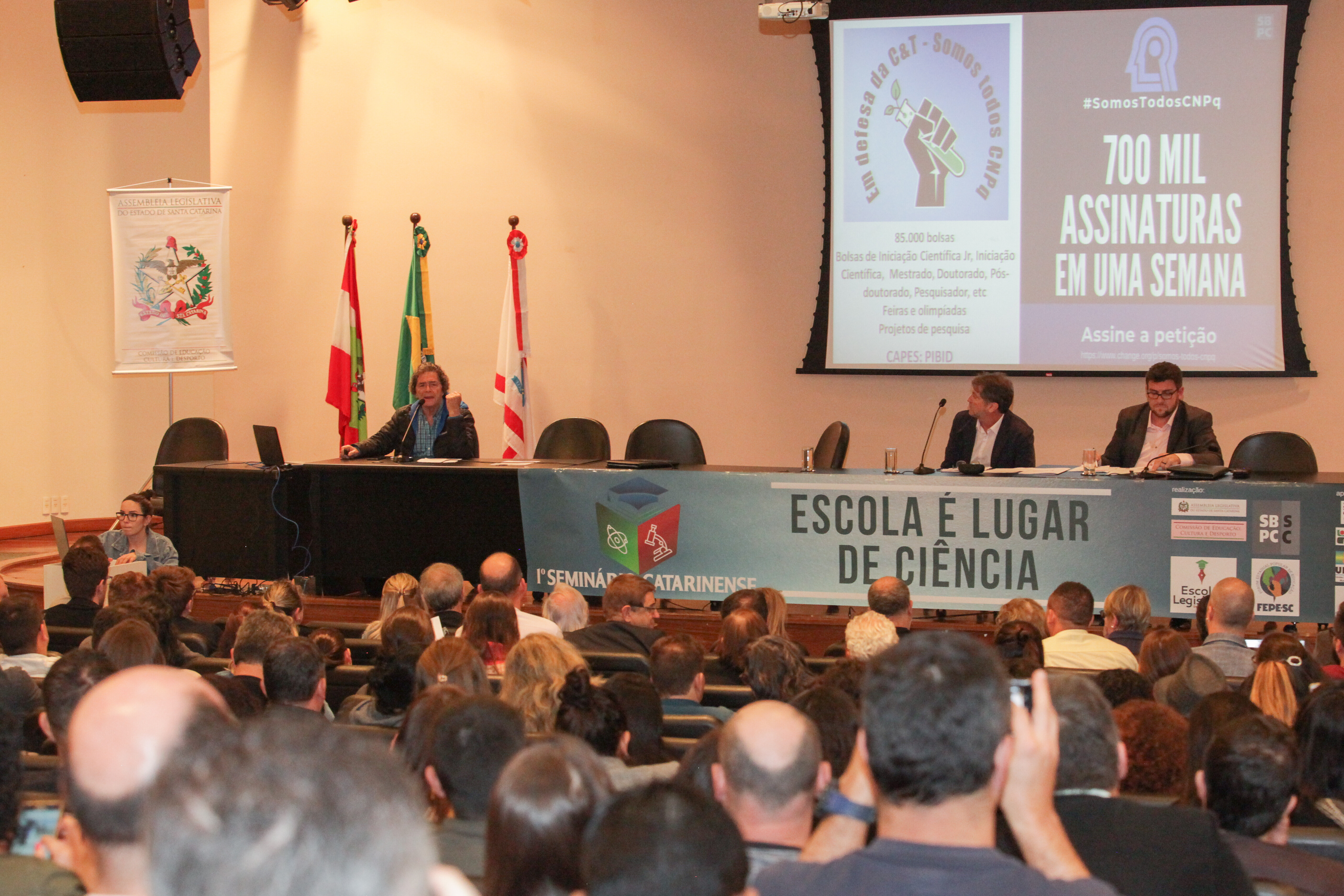 Alesc lança Frente em Defesa da Ciência na Escola nesta terça (3)