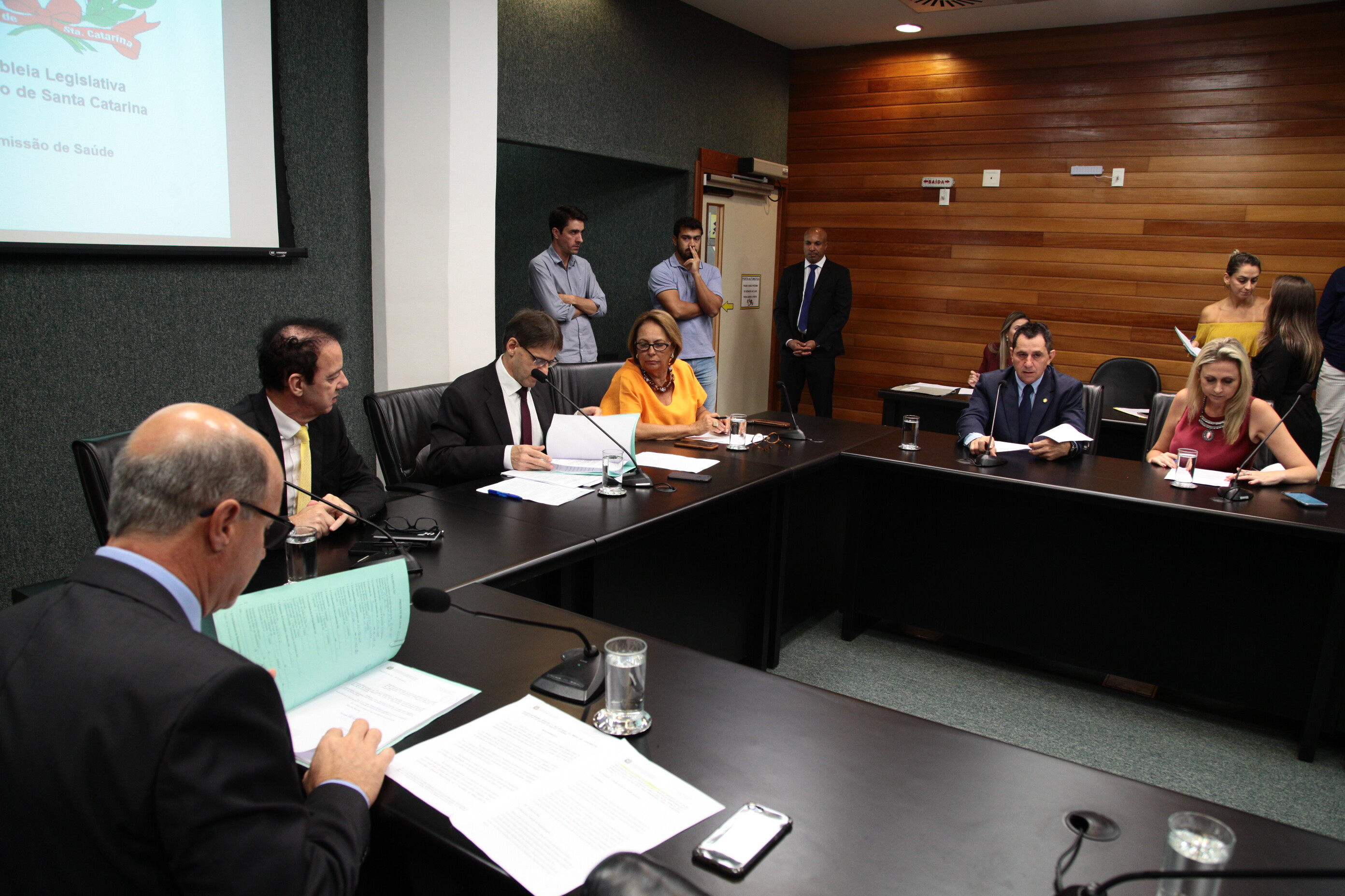 PL prevê prazo de 30 dias para início do tratamento de câncer na rede pública