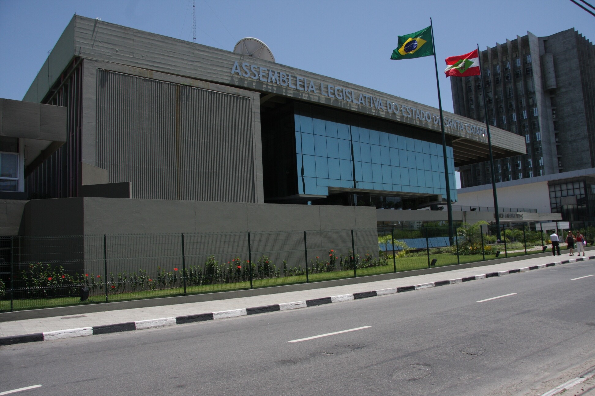 Assembleia mantém sessões e reuniões virtuais nesta semana