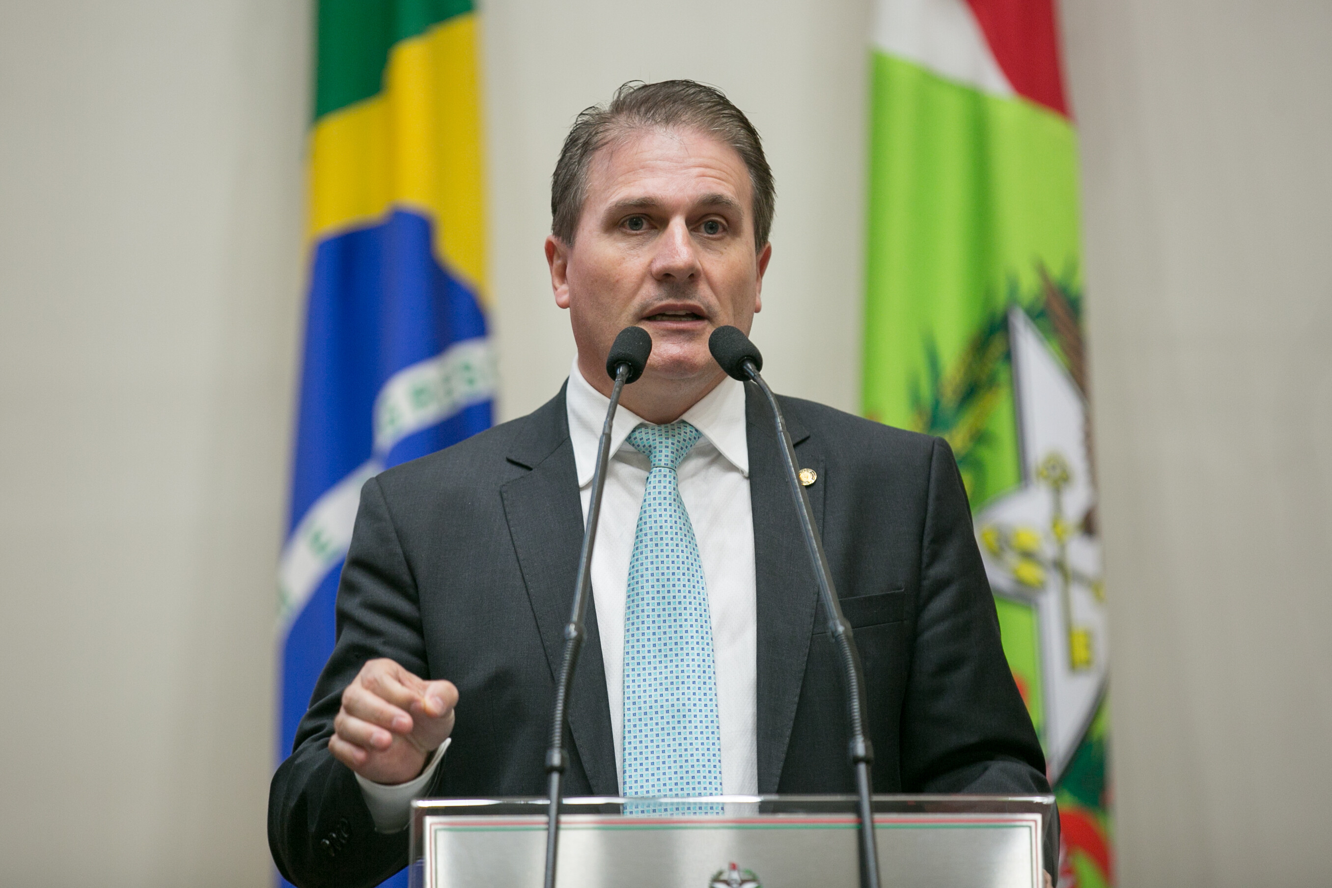 Altair Silva solicita envio de militares especializados para atuar na saúde