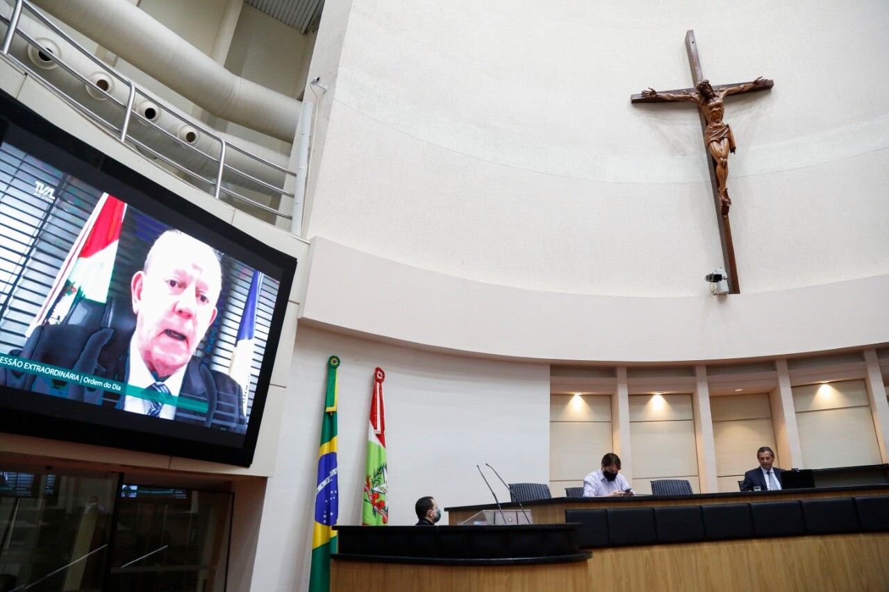 Alesc vai ouvir chefe da Defesa Civil e secretário sobre hospital de campanha