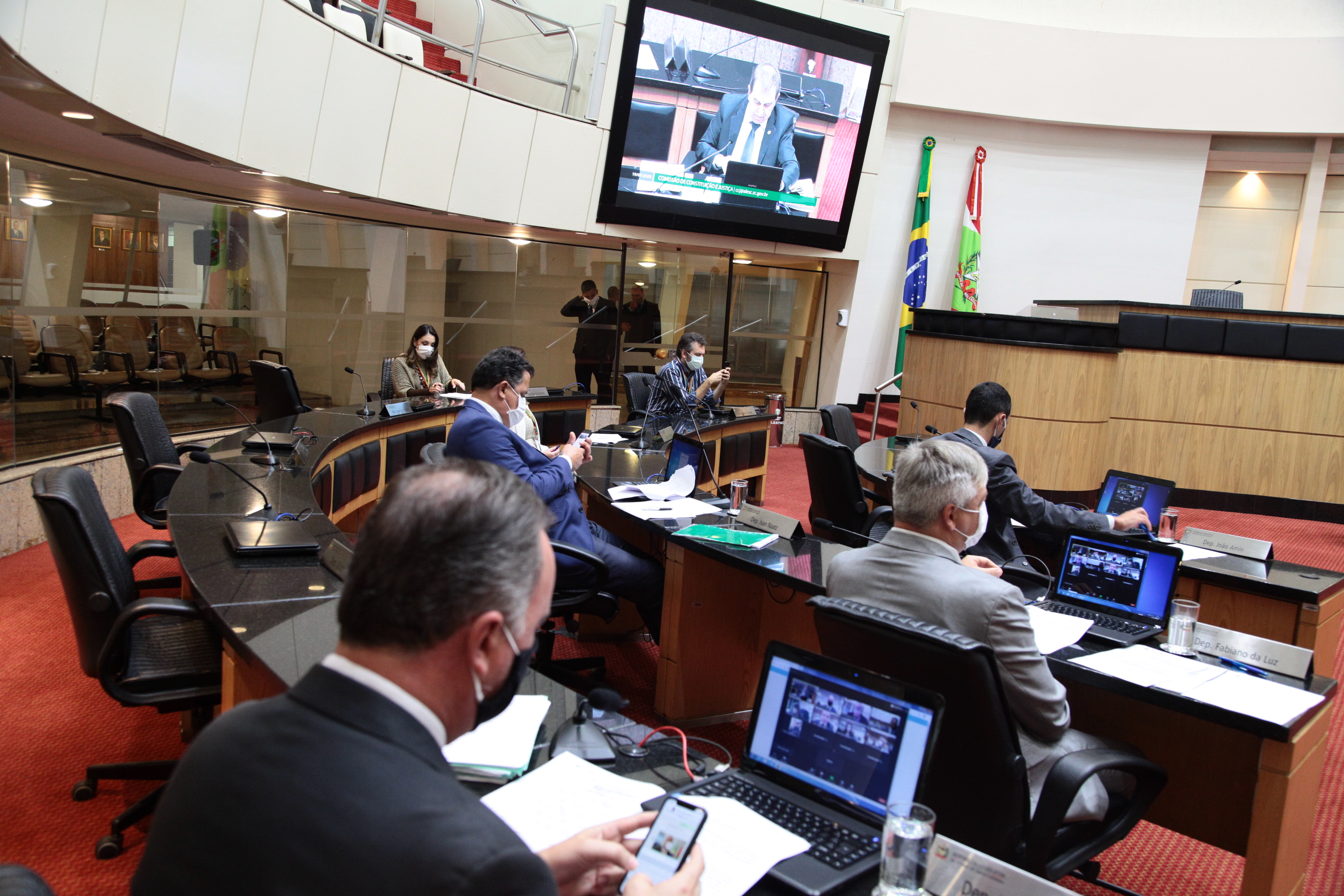 Comissão de Constituição e Justiça