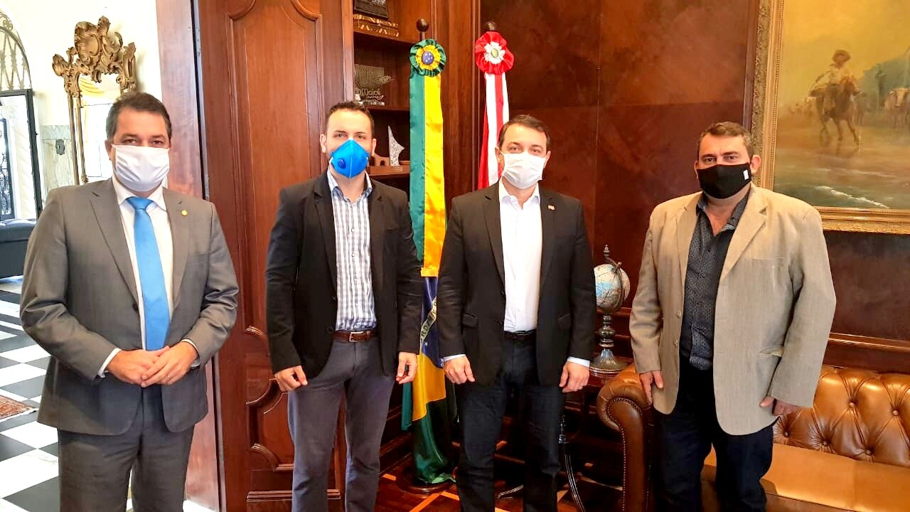 Minotto pede ao governador ampliação de rede da Celesc em Jaguaruna