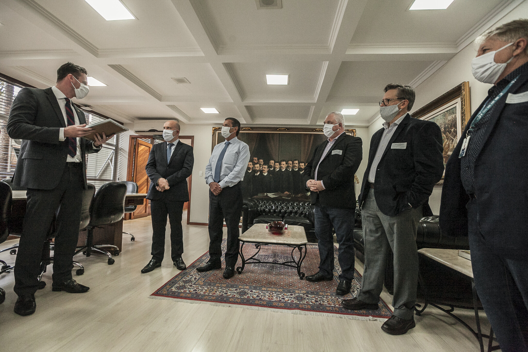Alesc homenageia empresário Marcelo Petrelli pelos 50 anos da TV Cultura