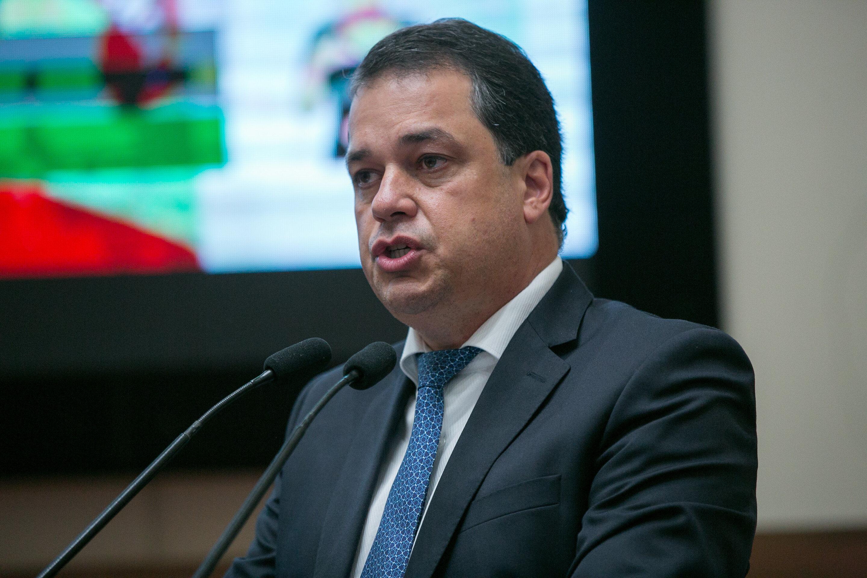Minotto demonstra preocupação com dificuldade na habilitação de leitos de UTI junto à União