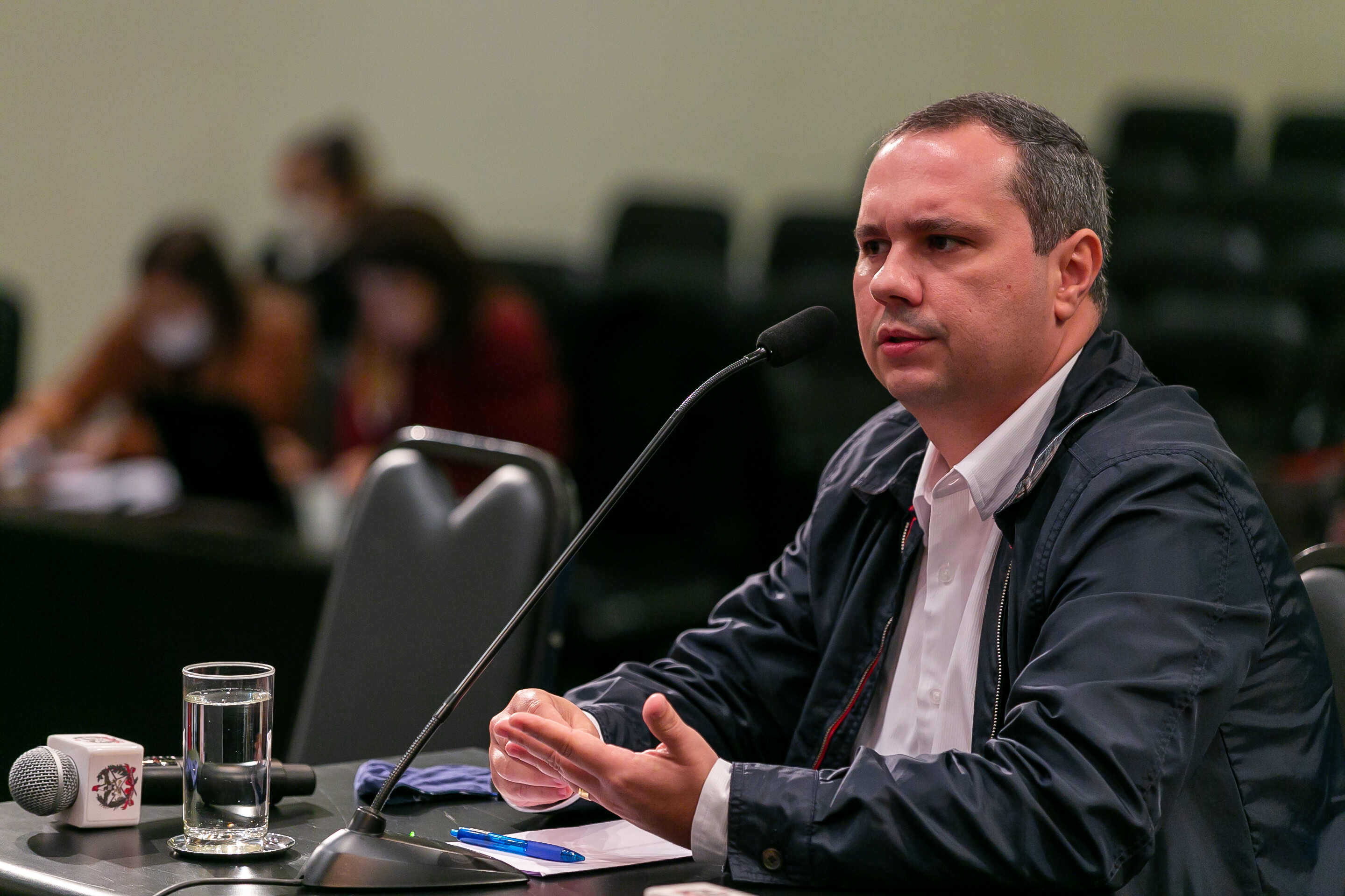 Controlador interno da Saúde pouco acrescenta à investigação da CPI