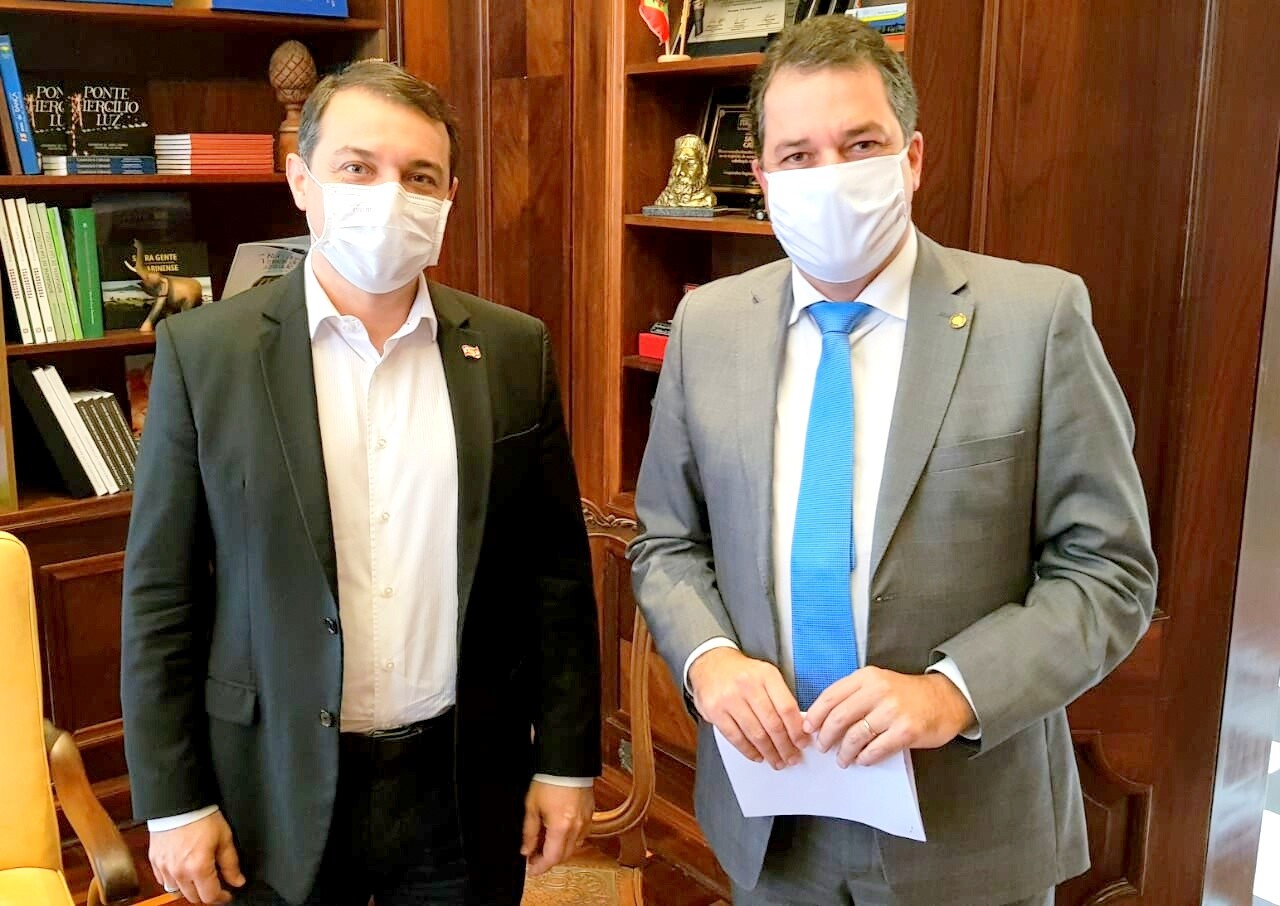 R$ 13,4 milhões para a Jacob Westrup: Governador assina termo de cooperação