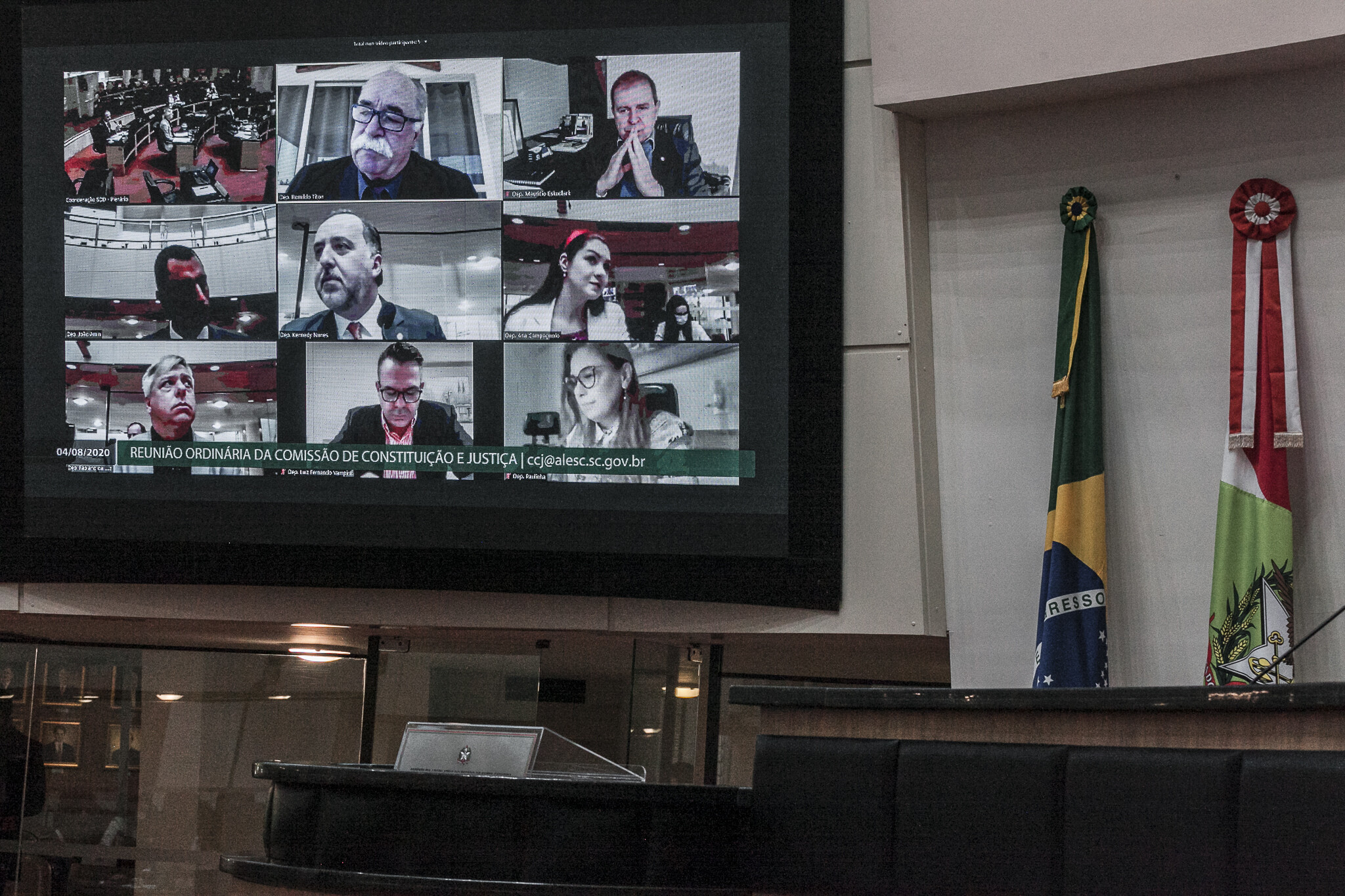 CCJ dá continuidade a mais três matérias voltadas ao combate à pandemia
