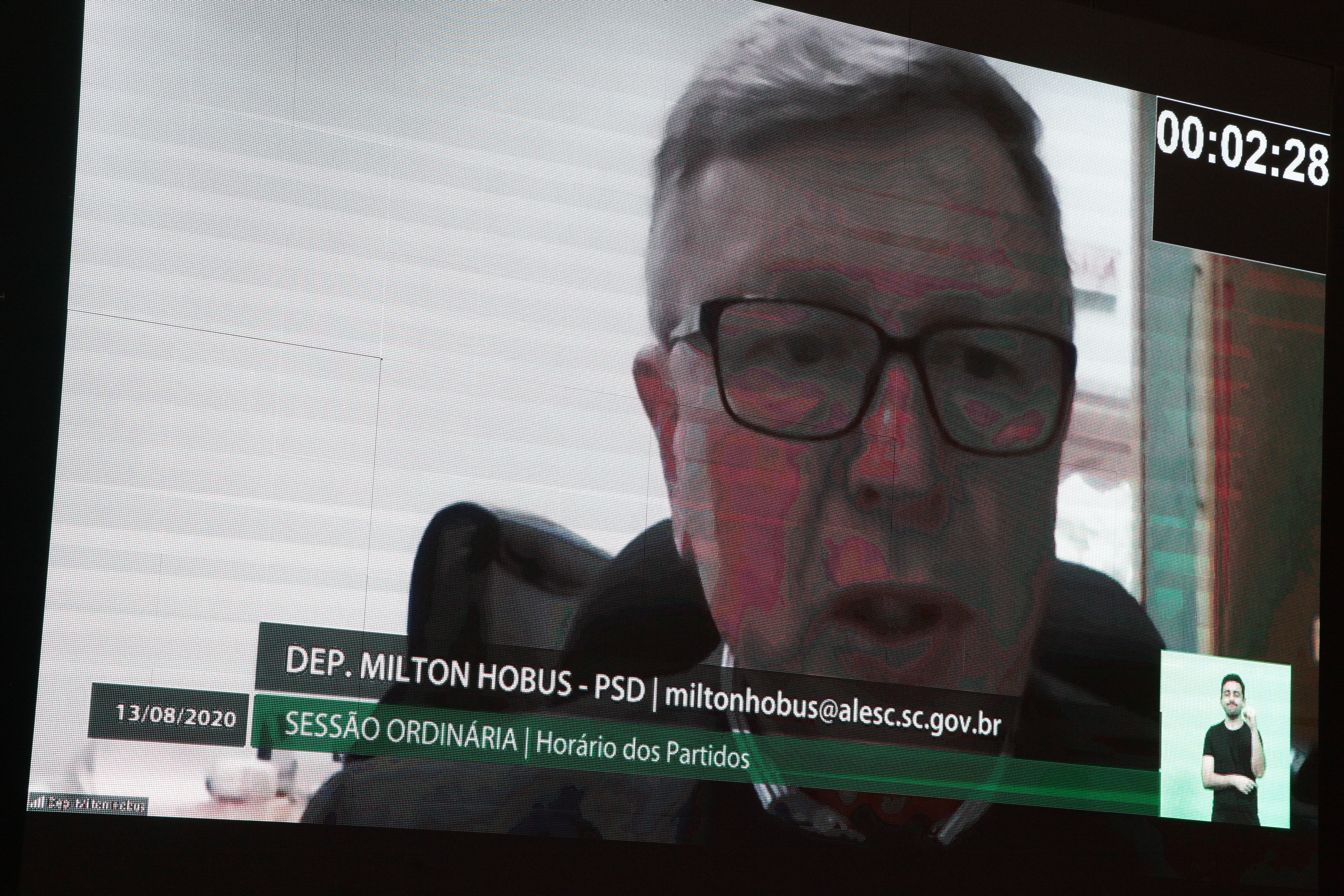 Sessão Plenária - Deputado Milton Hobus (PSD)