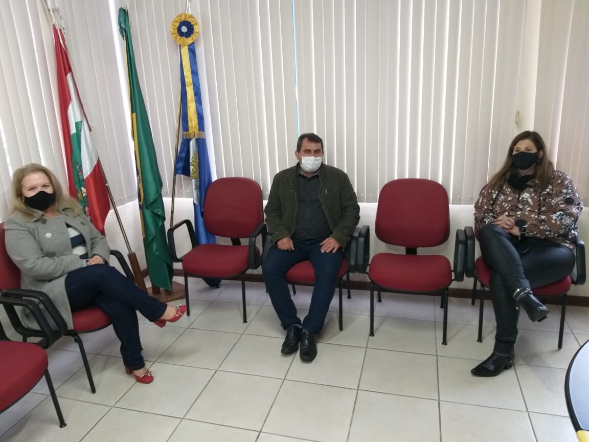 Equipamentos e móveis para a educação infantil garantidos em Jaguaruna