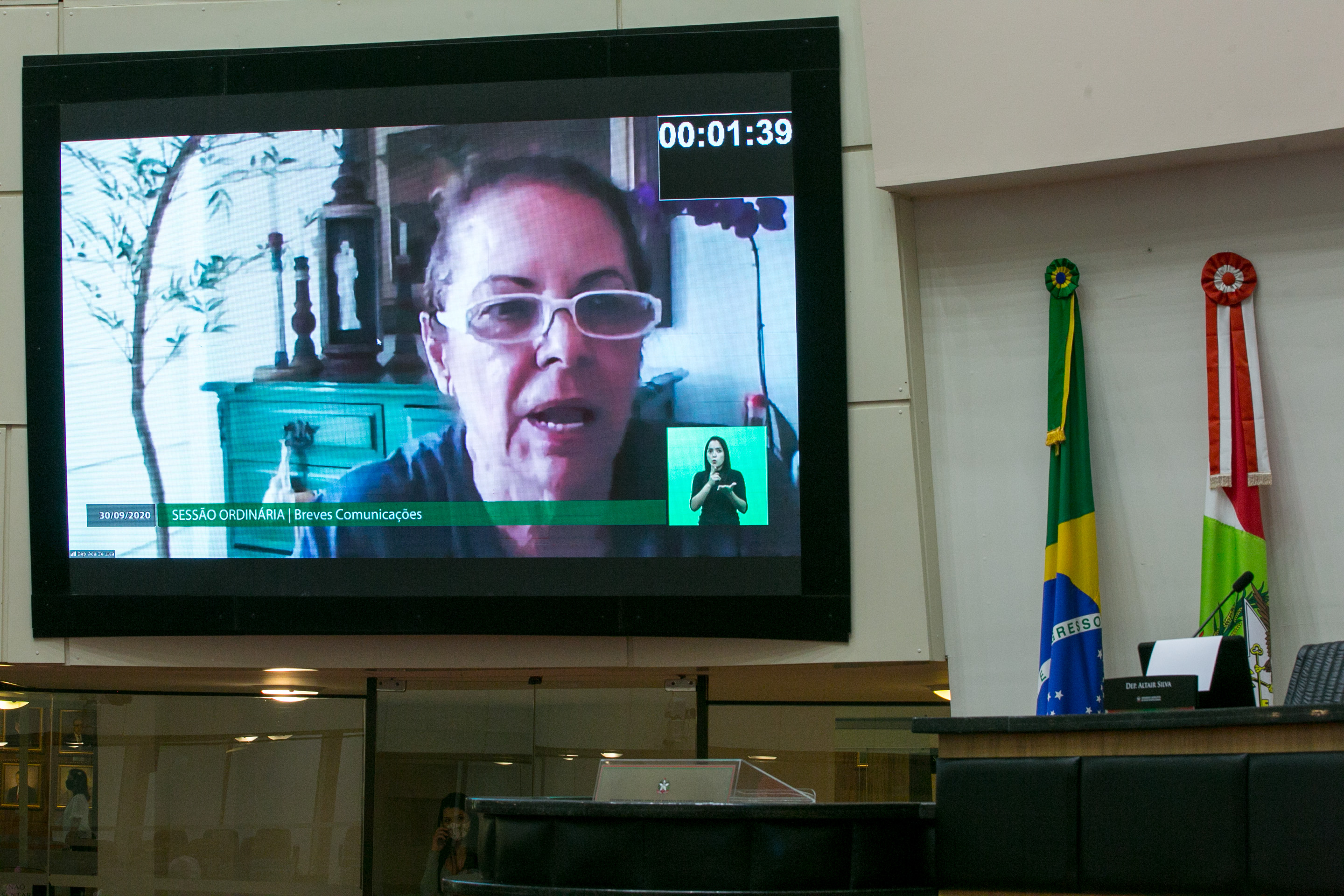 Deputada Ada De Luca (MDB)