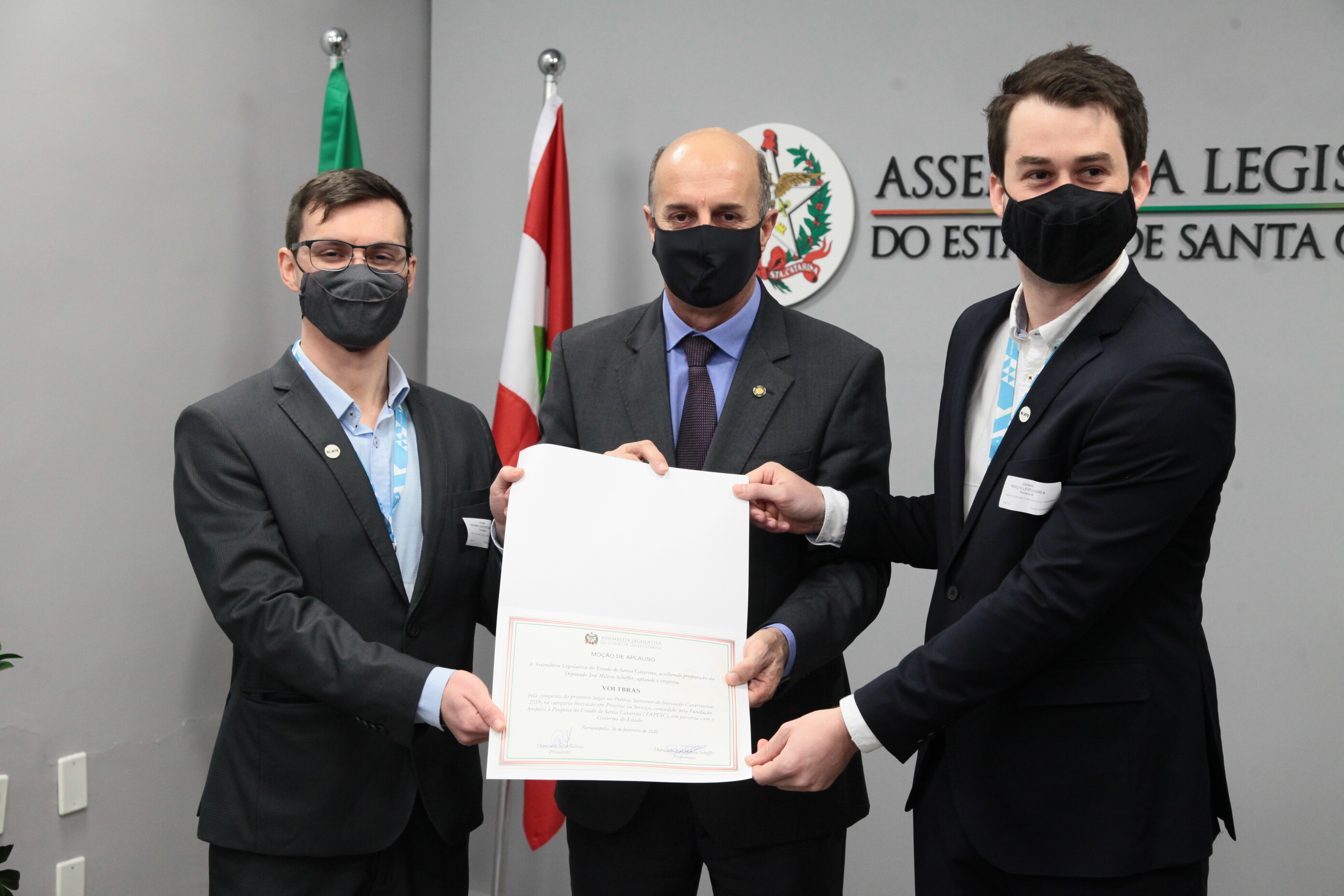 Alesc entrega moção de aplauso a empresa inovadora