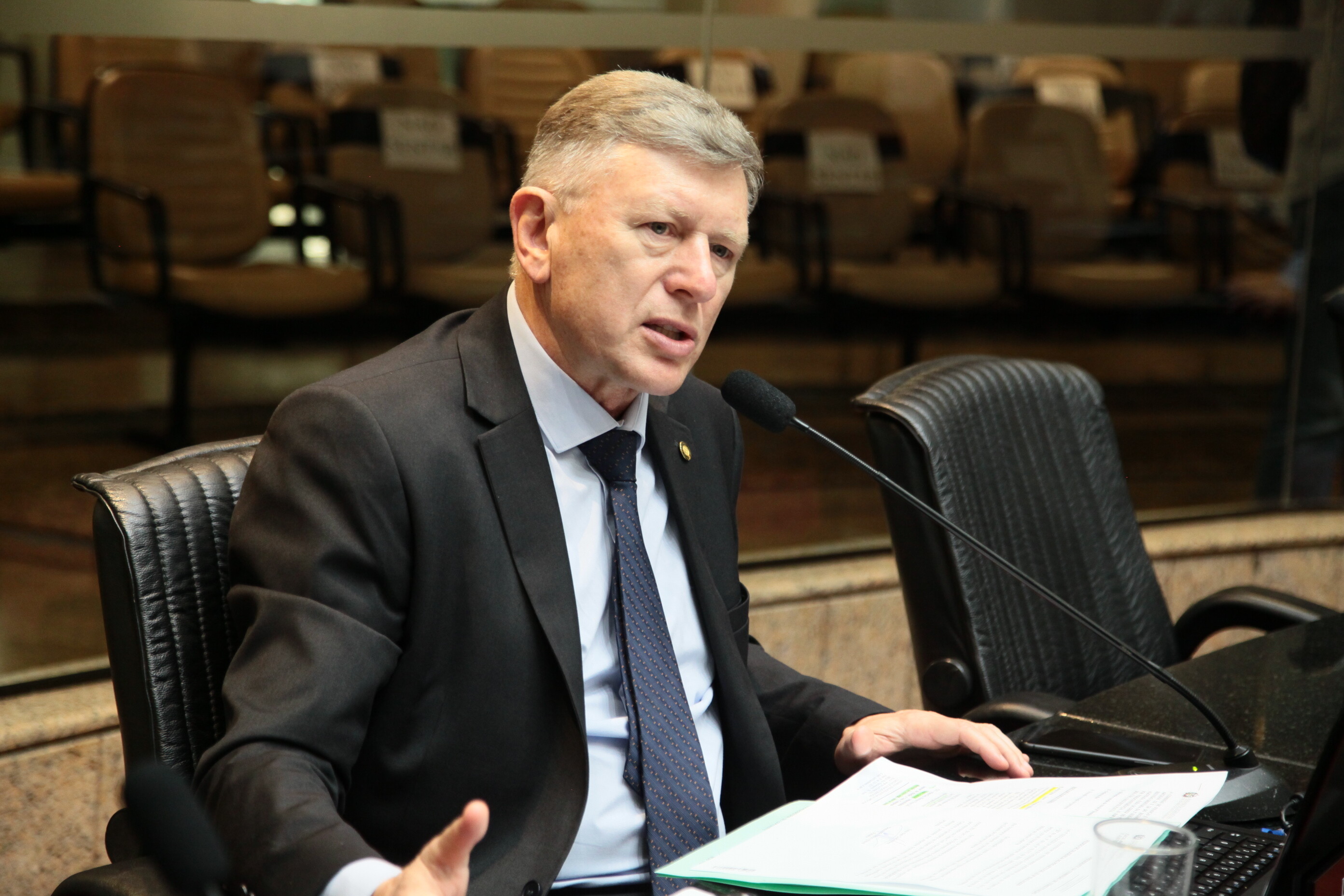 Deputado Milton Hobus