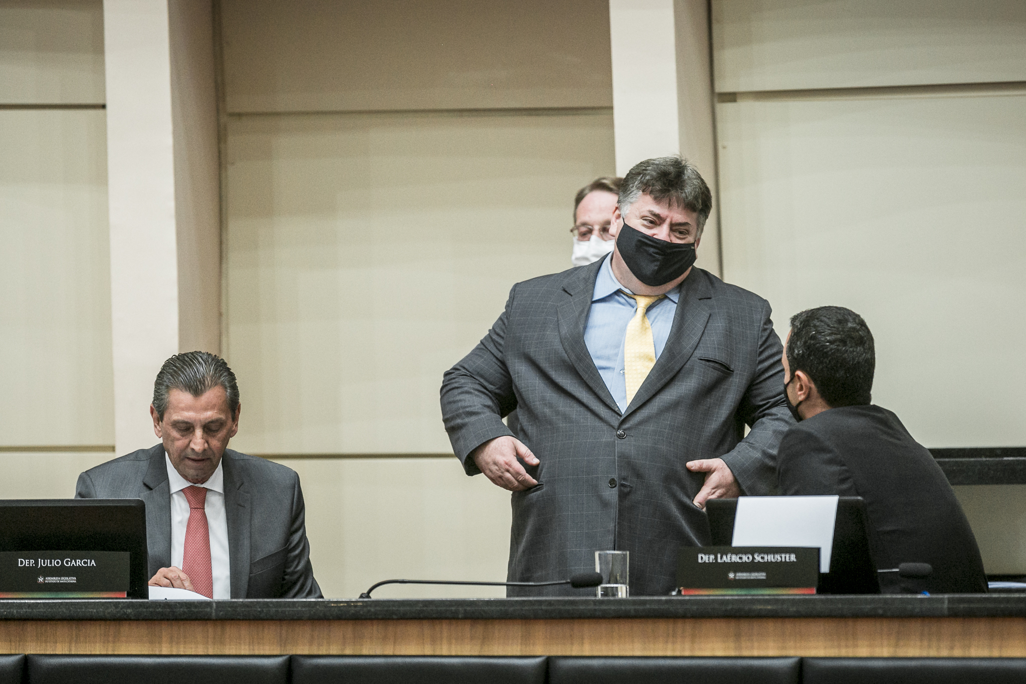 Deputado Sérgio Motta (PRB), Deputado João Amin (PP) e Deputado Júlio Garcia (PSD)