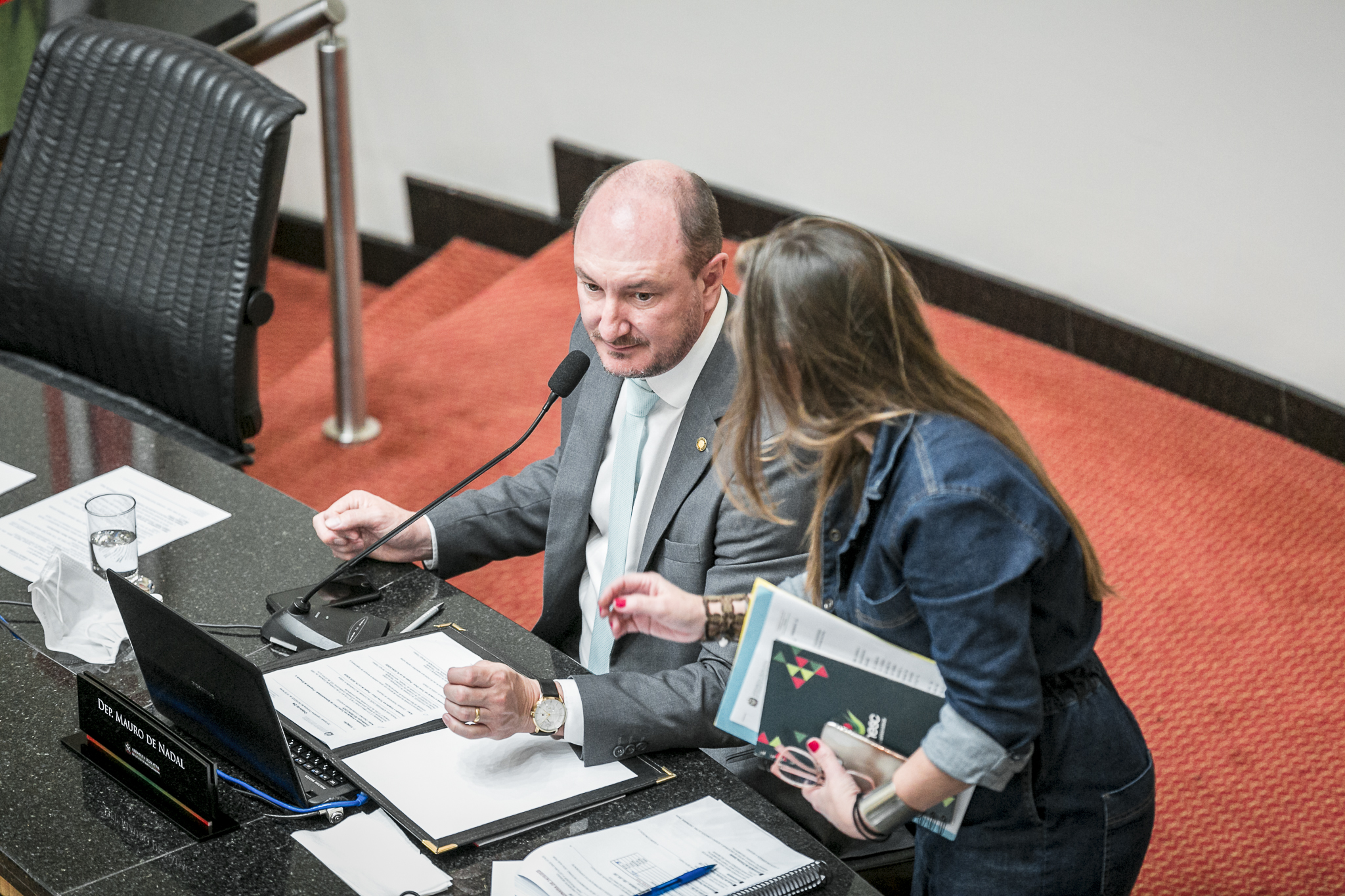 Deputado Mauro de Nadal (MDB) e Deputada Ana Paula da Silva (PDT)