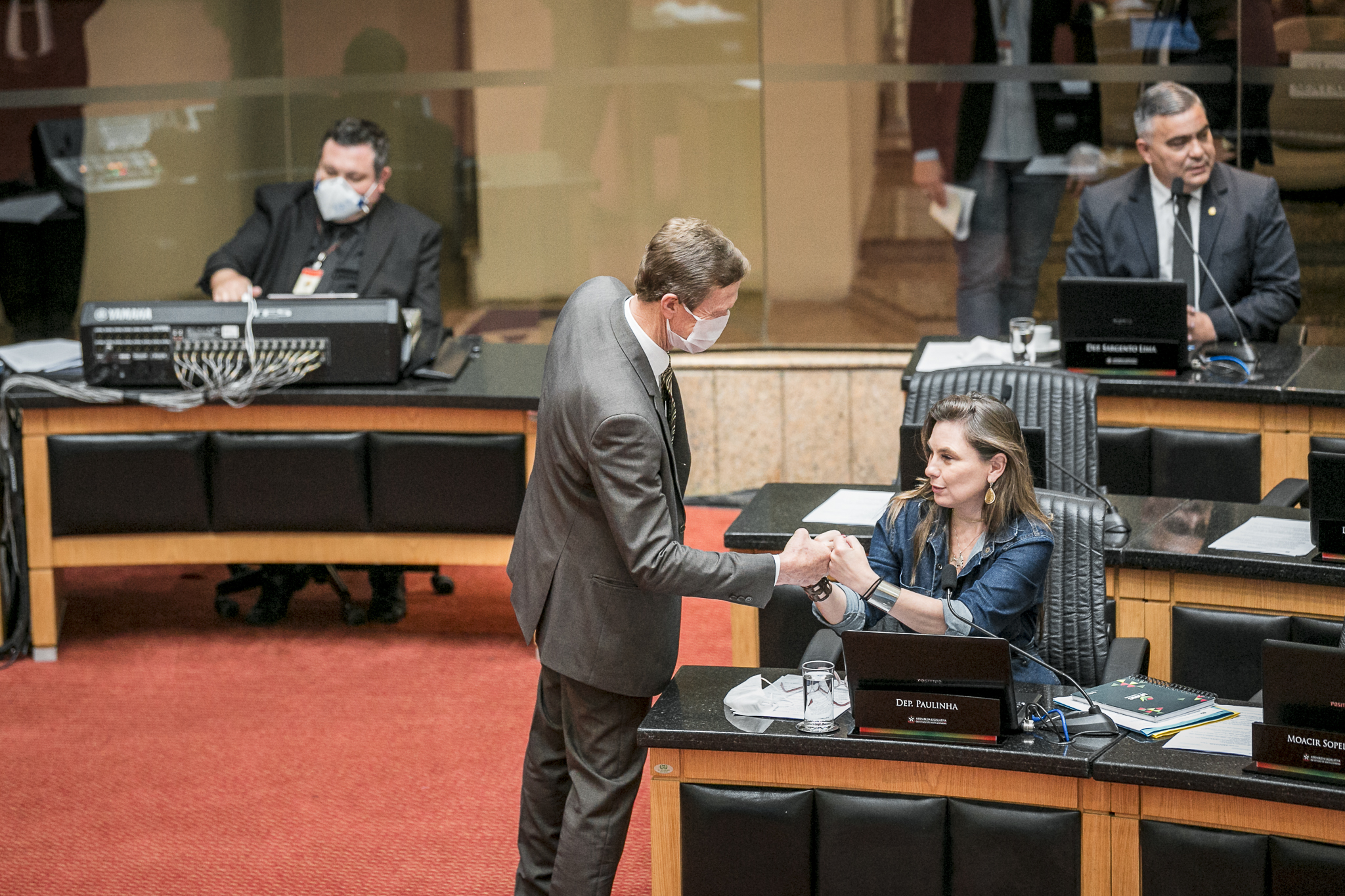 Deputado Volnei Weber (MDB) e Deputada Ana Paula da Silva (PDT)