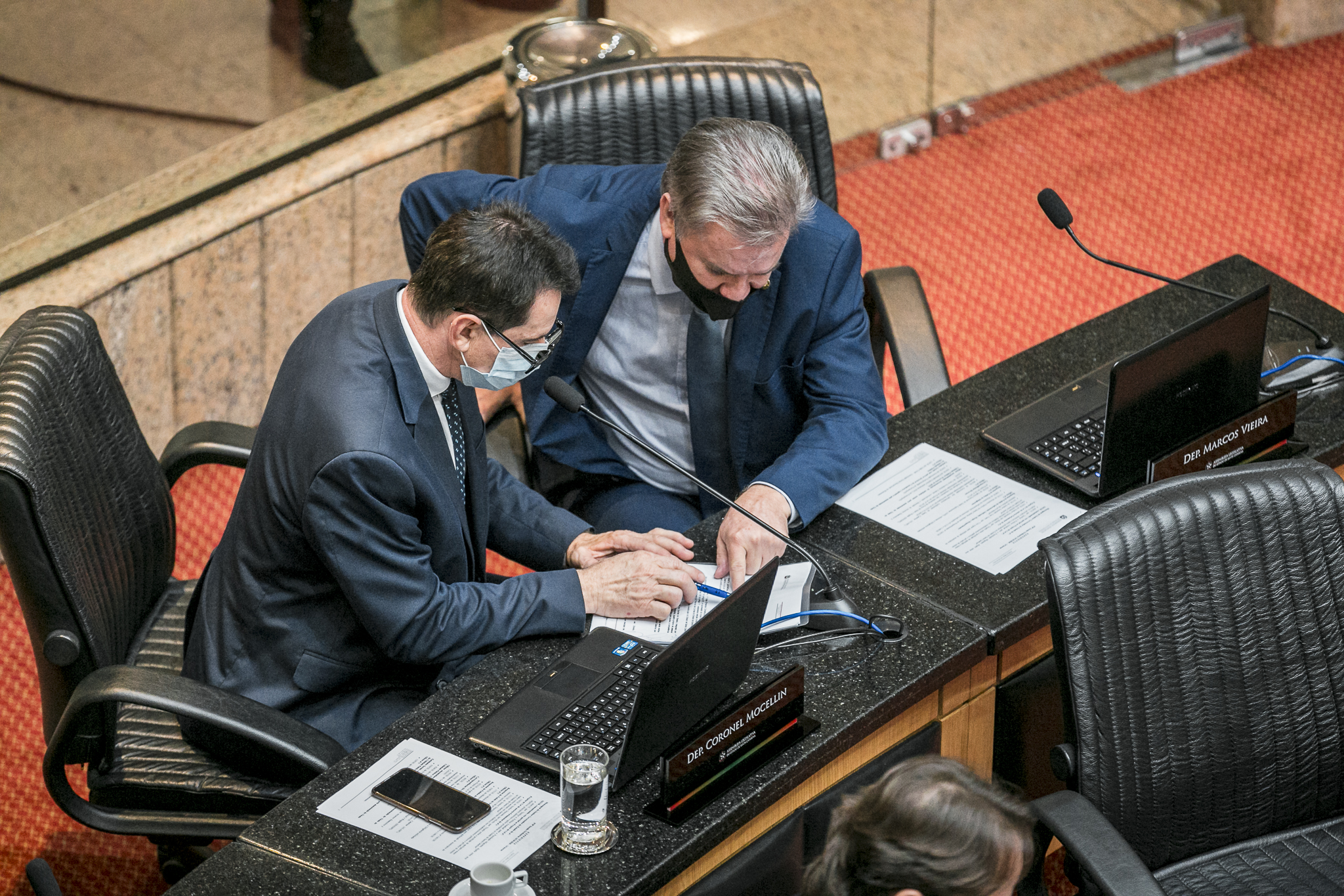 Deputado Cesar Valduga (PCdoB) e Deputado Coronel Onir Mocelin (PSL)