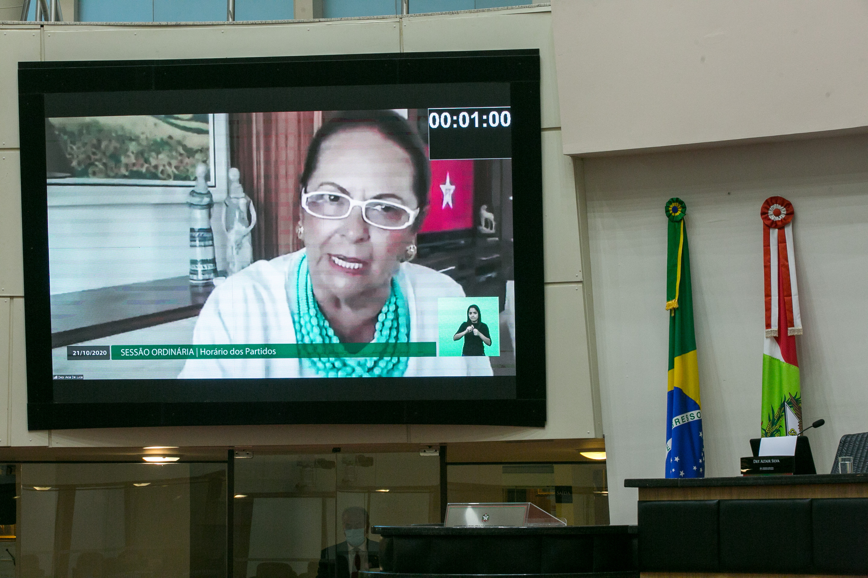Deputada Ada De Luca (MDB)