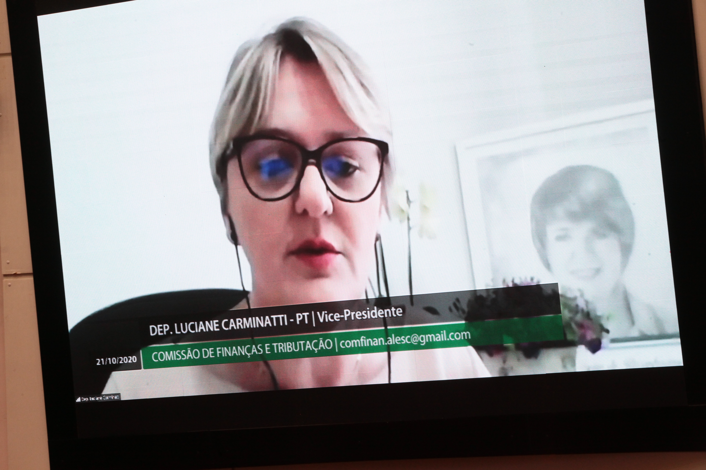 Comissão de Finanças e Tributação - Deputada Luciane Carminatti (PT)